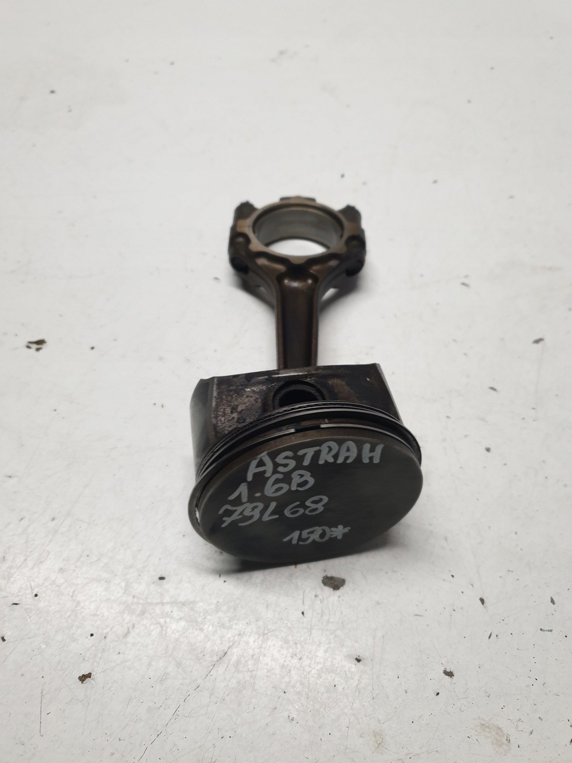 ПОРШЕНЬ ПОРШНІ OPEL ASTRA H 1.6 БЕНЗИН 79L68