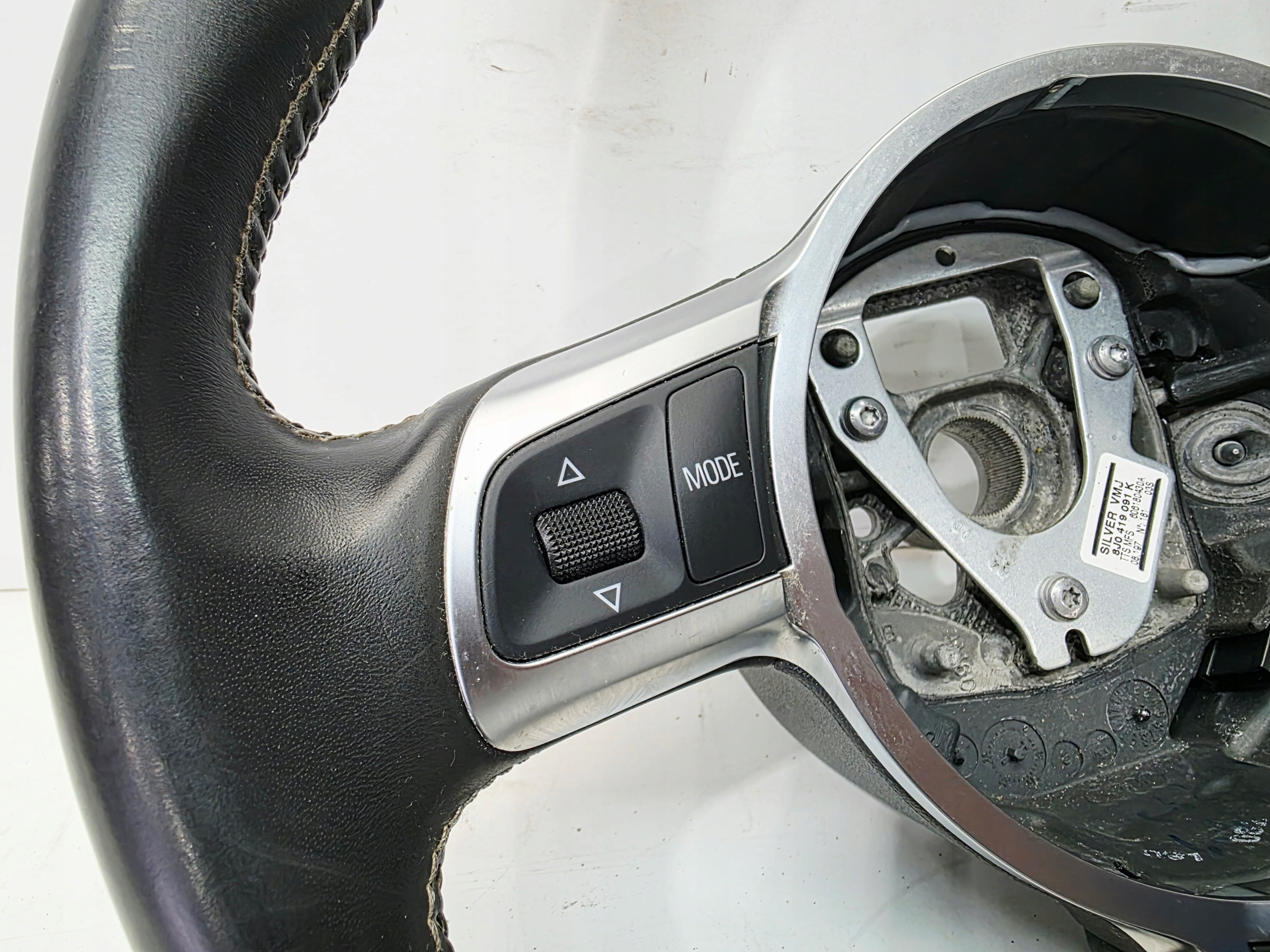 steering wheel, leather MULTI BIALA NIC SCIETA AUDI TT TTS 8J 8J0419091K BDB 23/25