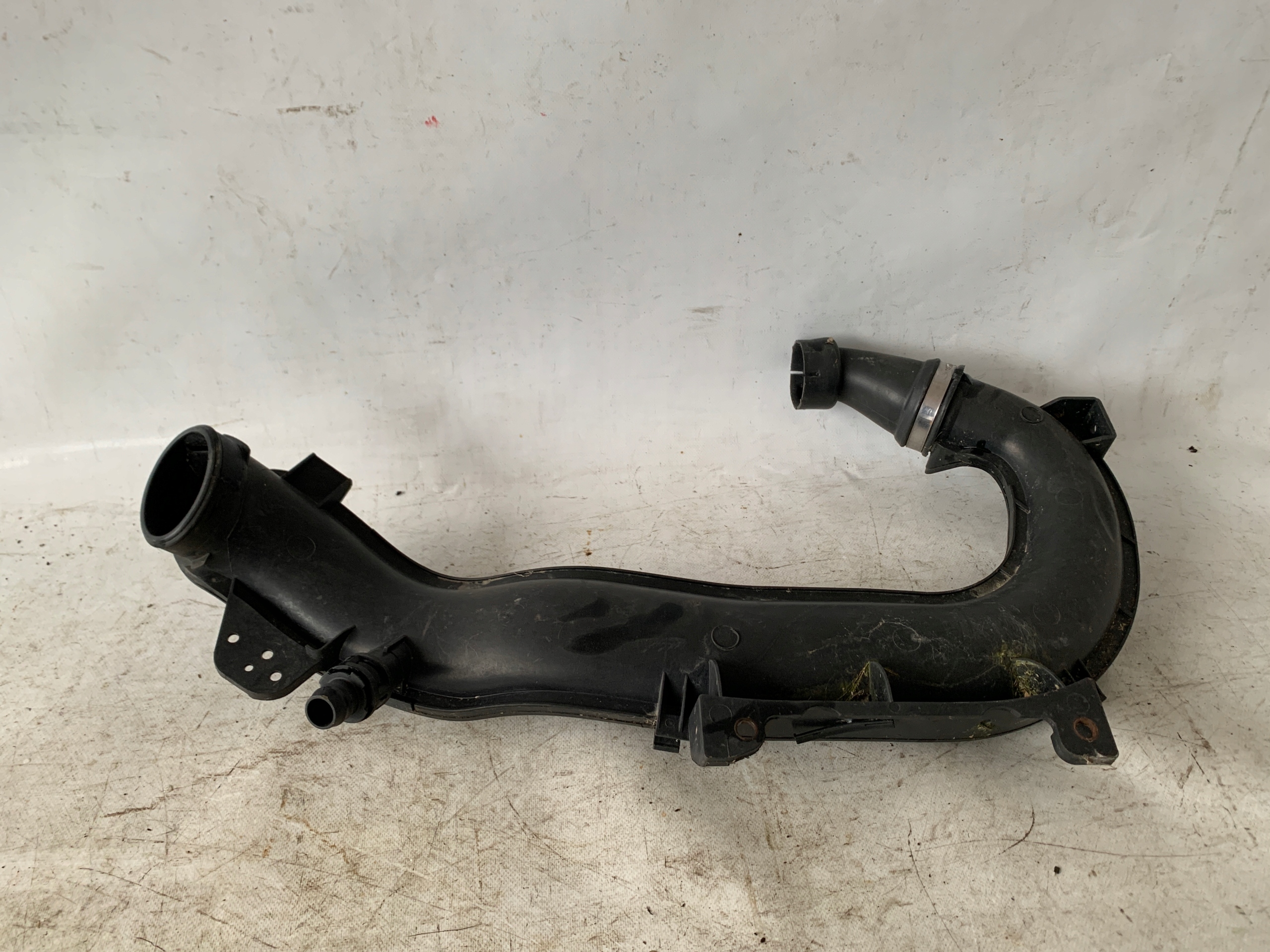 # trouba intercoolera FORD C-MAX MK2 AV61-9C623-BE