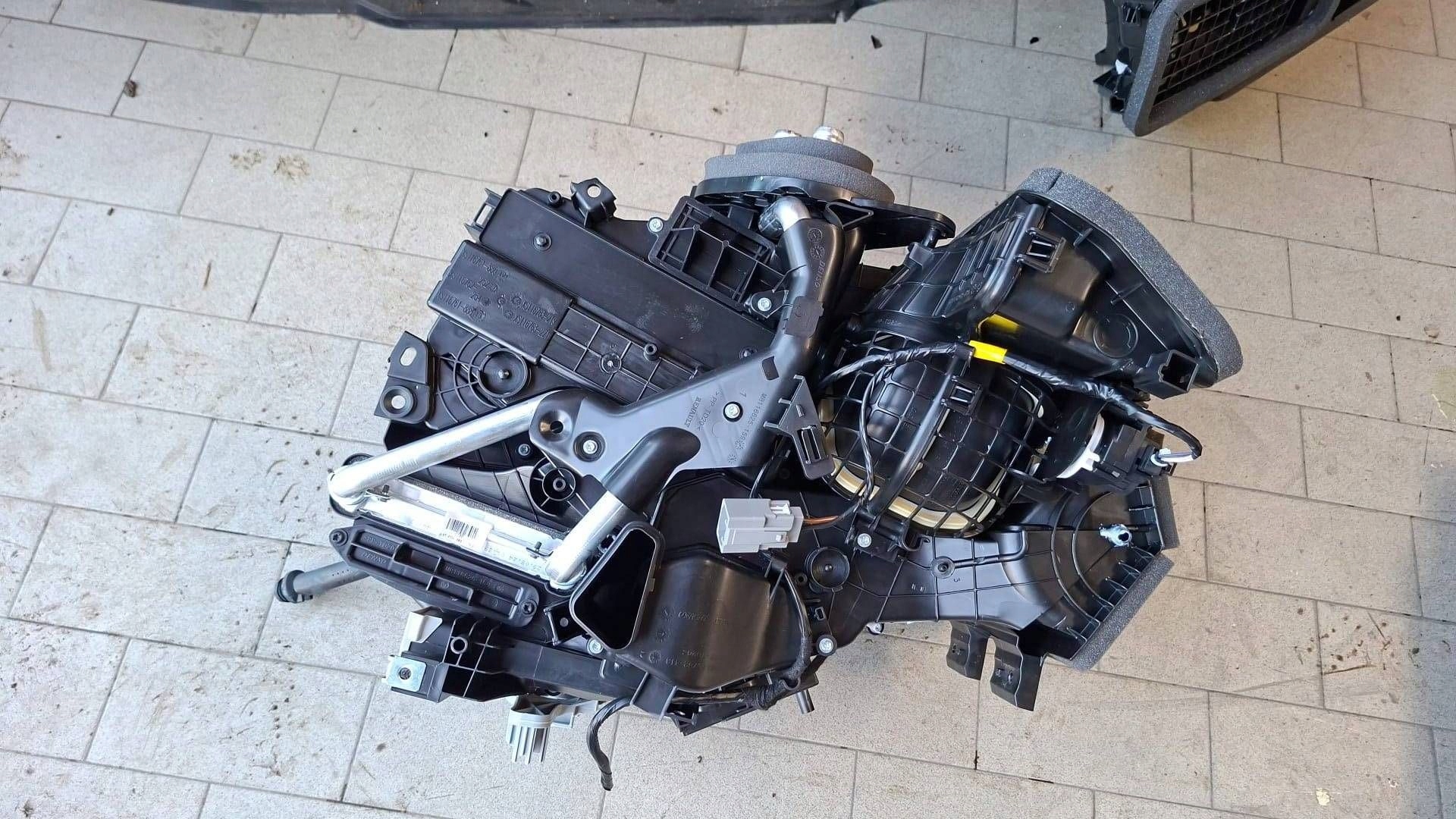 heater complete Renault 5 E-Tech 272106395R