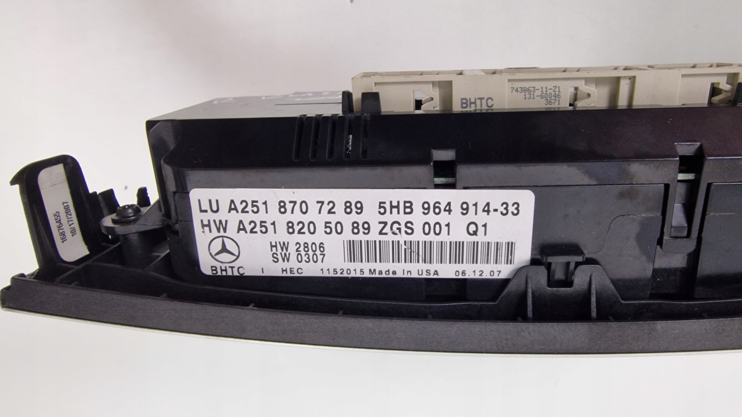 MERCEDES R-KLASA W251 Unite commande clima Bouches buses A2518707289
