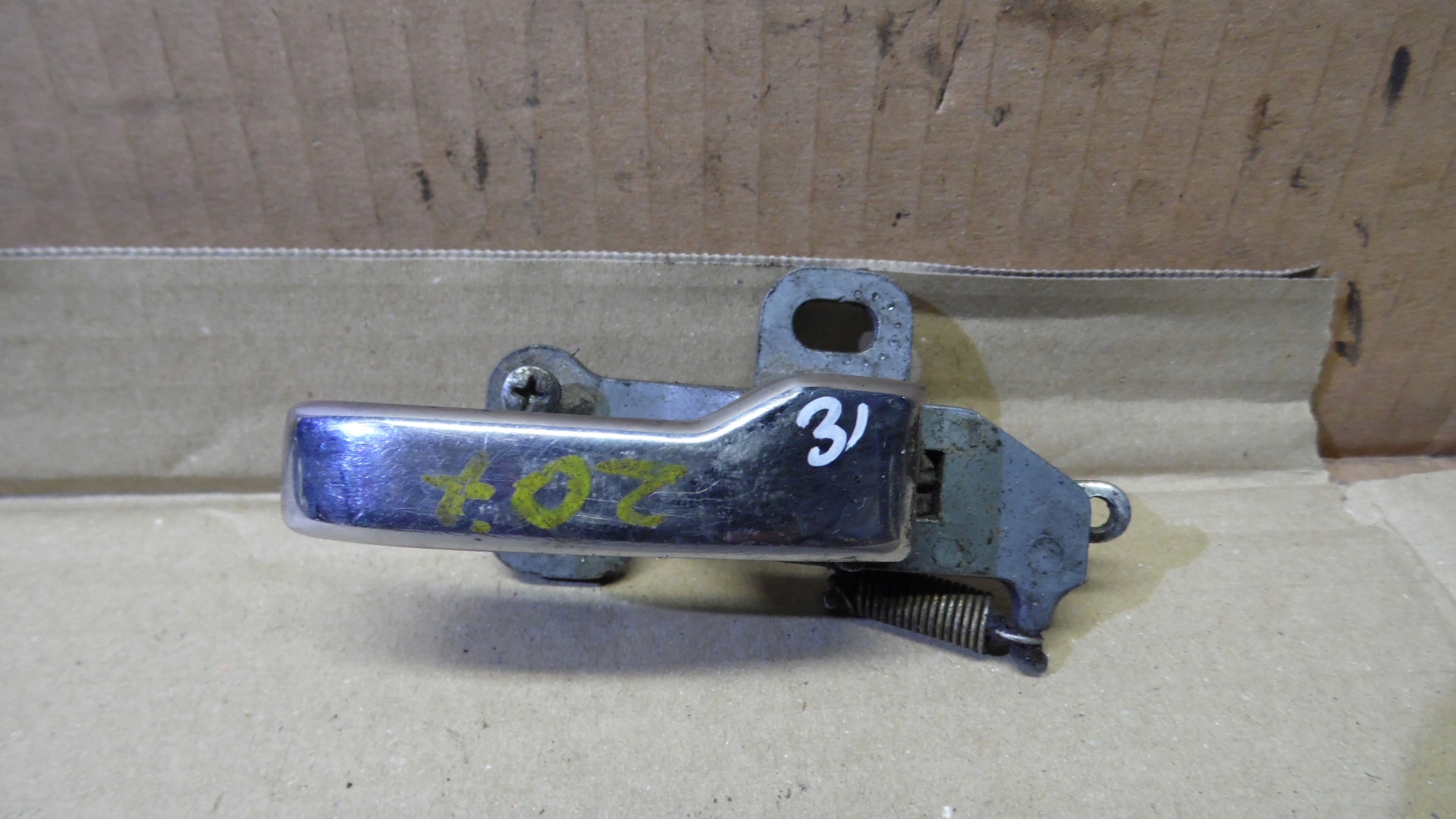 MERCEDES T1 KACZKA KLAMKA WEWNĘTRZNA PRAWA