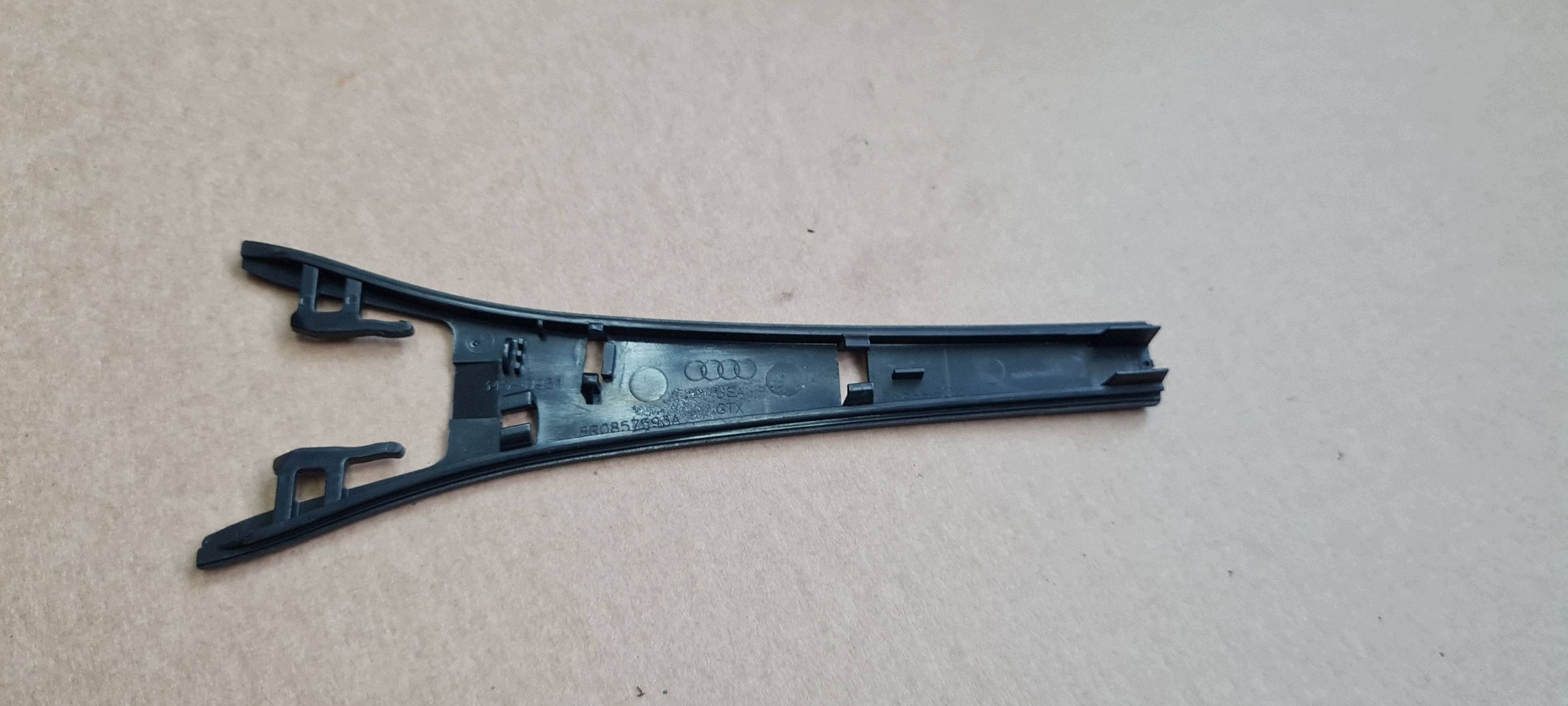 Q5 SQ5 8R bracket holder mirrors hook windows 8R0857593A