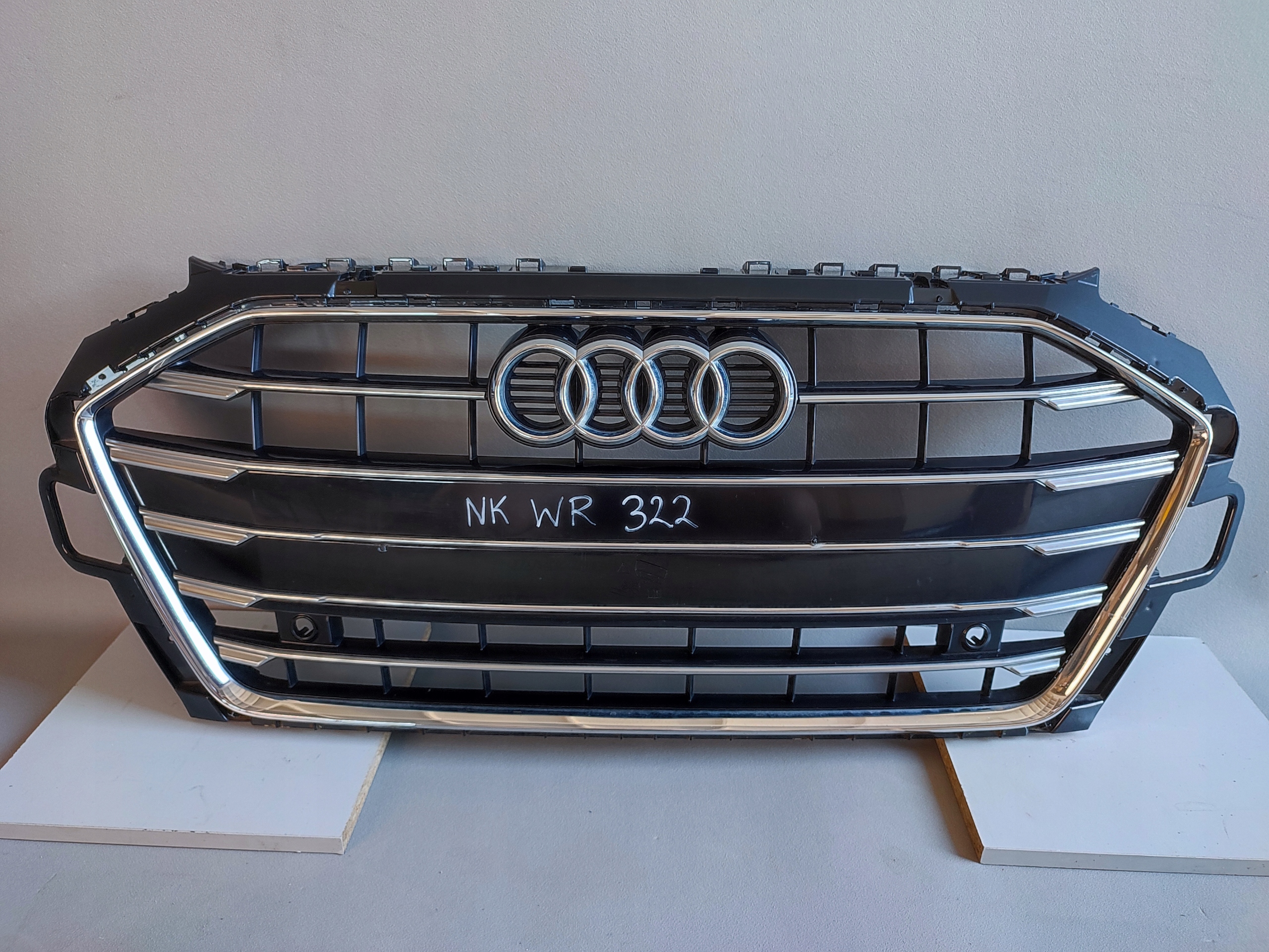 AUDI A4 B9 8W0 LIFT GRILL ATRAPA 8W0853651DF