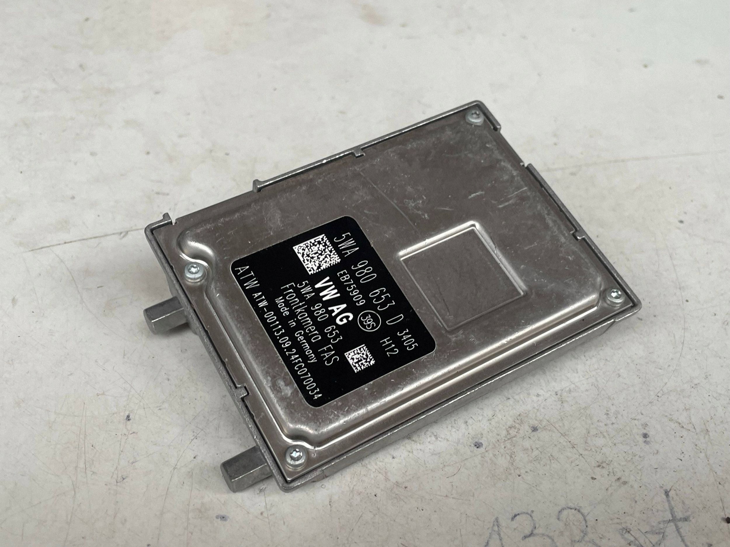 KAMERA PRZEDNIEJ windows (ADAS) CUPRA LEON 5WA980653D @M