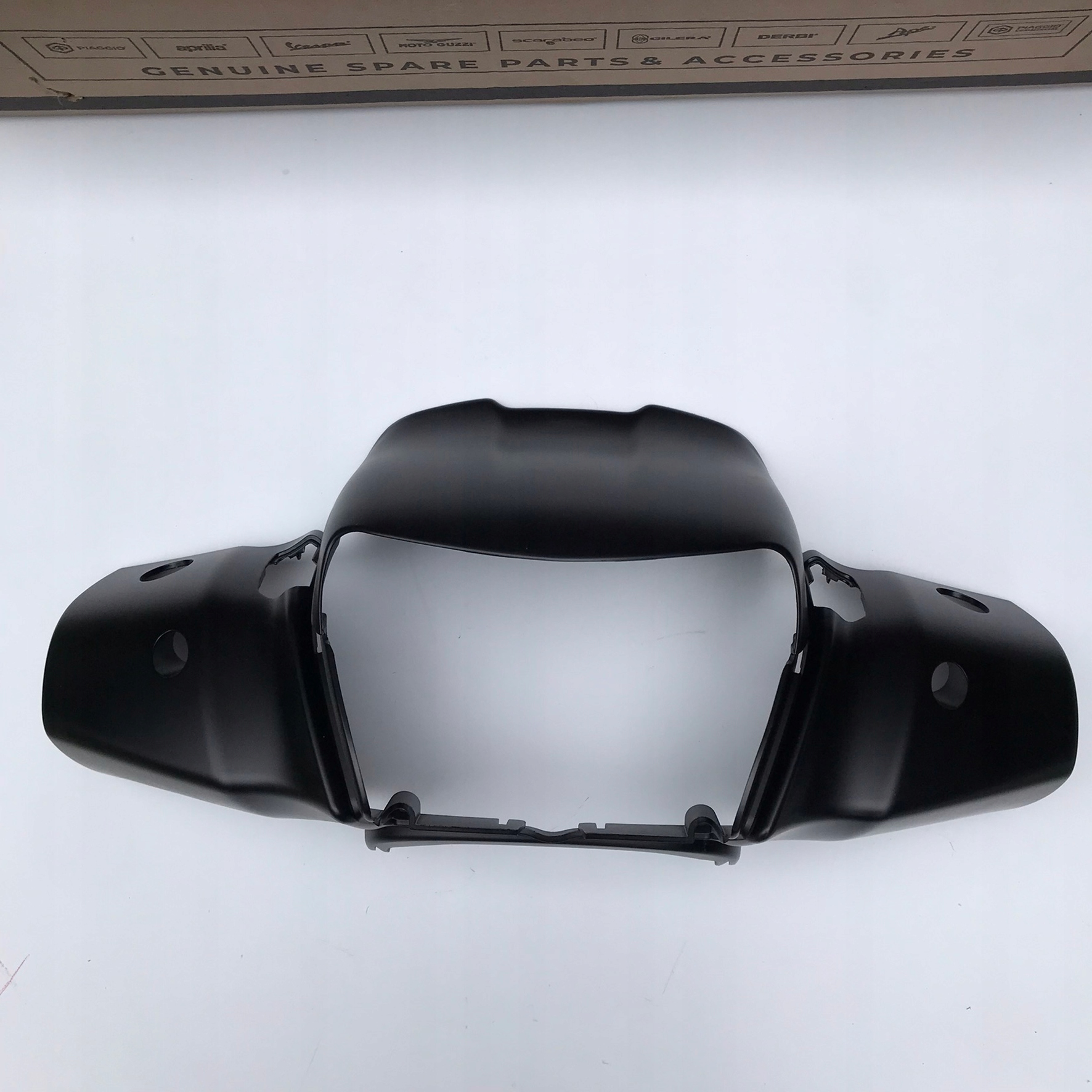 Piaggio Medley 2020+ krytka reflektora, farba Nová