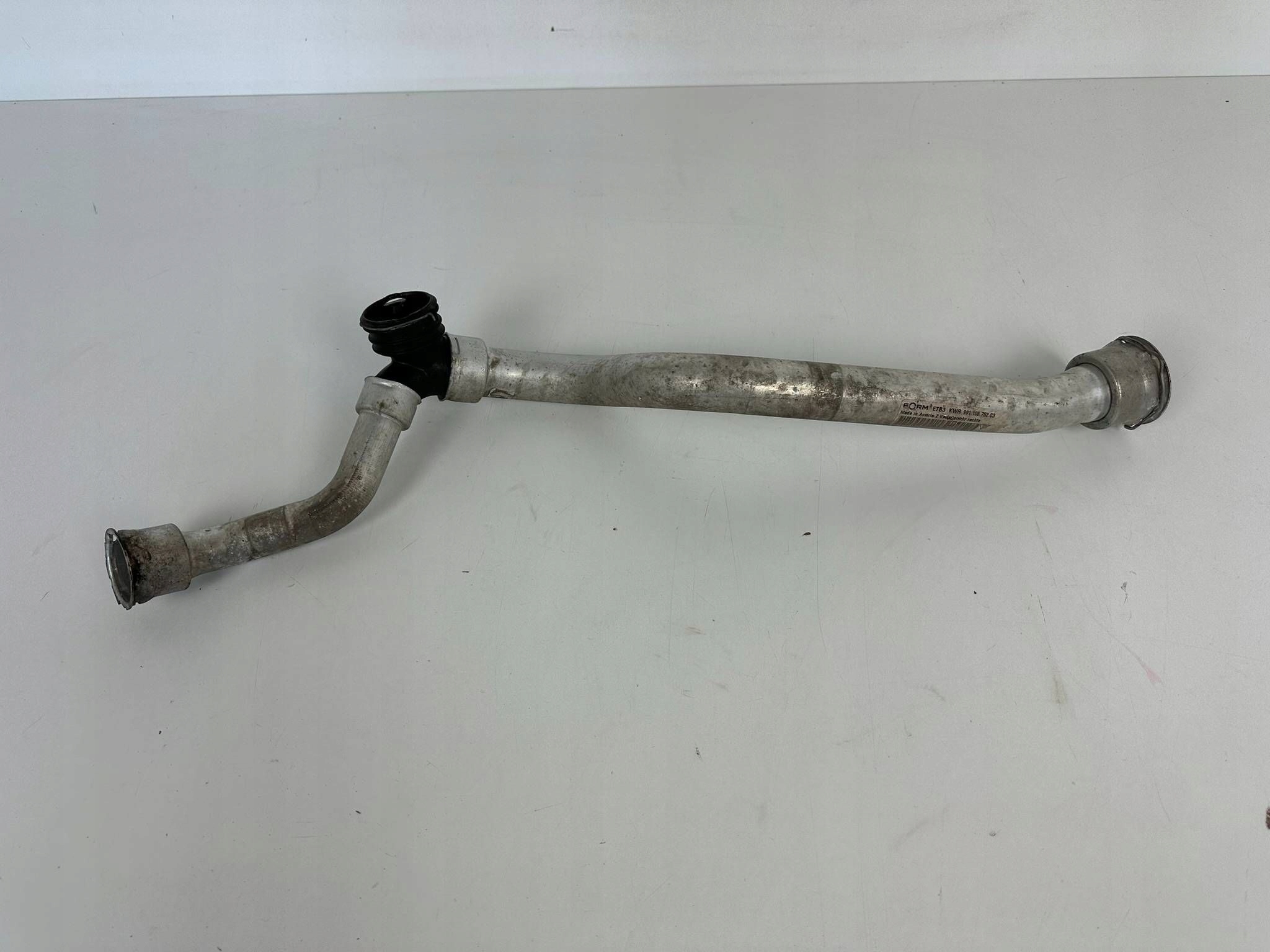 Porsche 911 991.2 3.0 DCH 4S 99110675203 prijenos vode crijevo