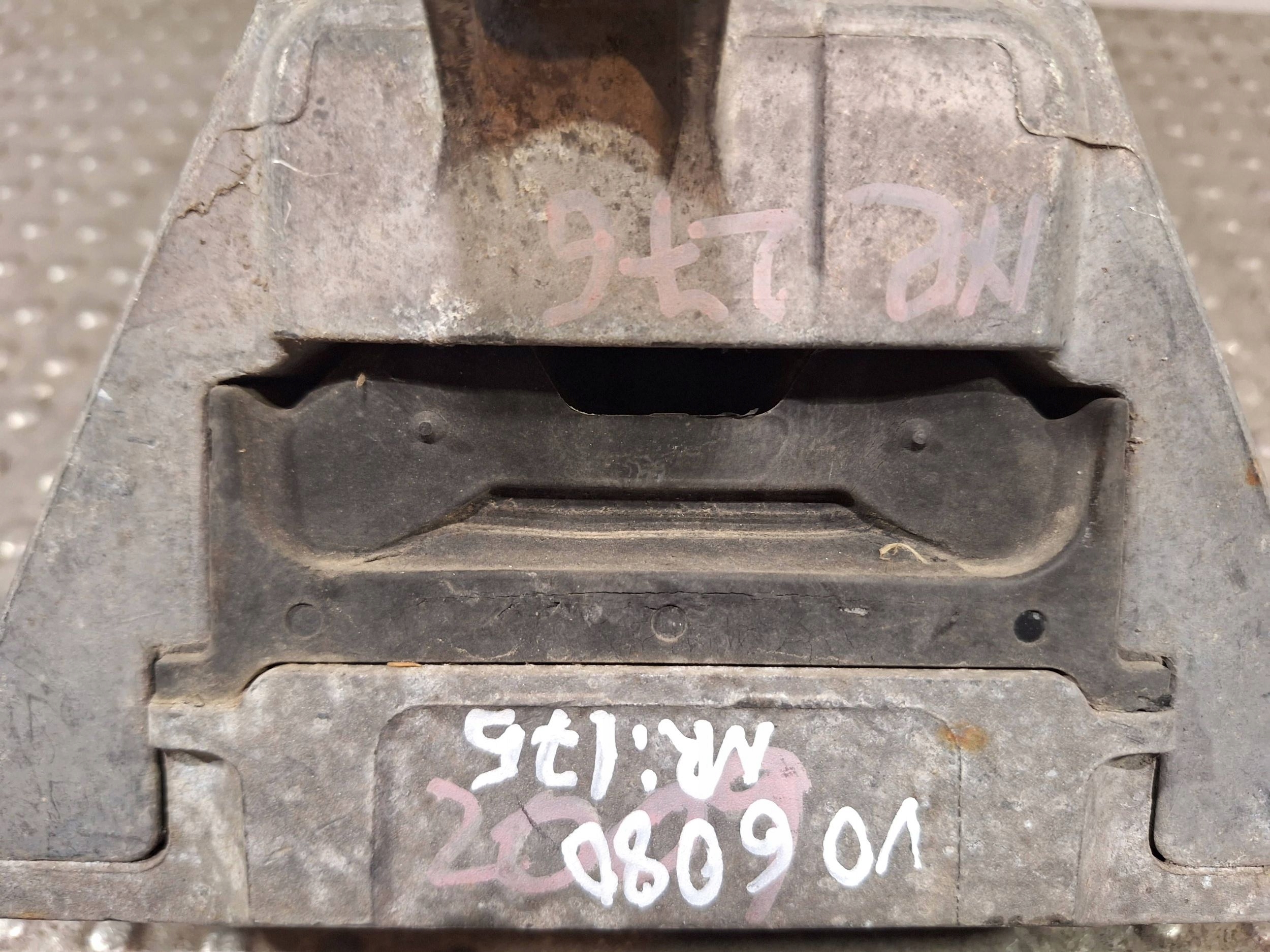 holder engine mount 13227717 OPEL INSIGNIA A 2.0 CDTI 08