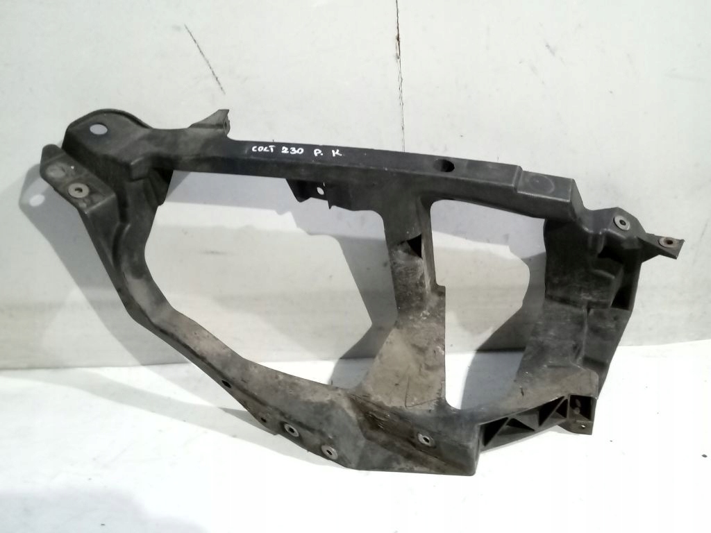 Mitsubishi Colt Z30 support panel for radiators okular right
