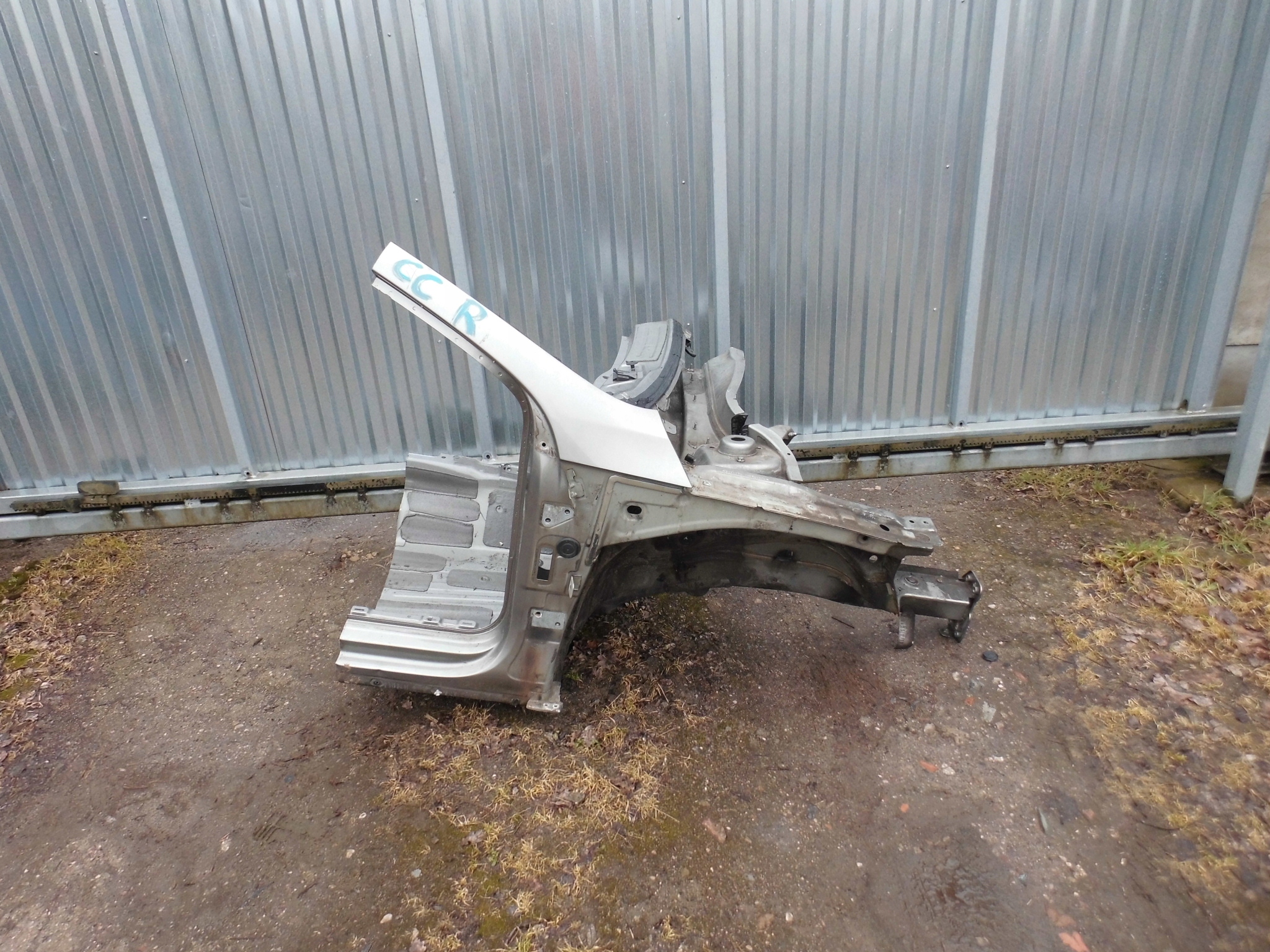 ЧЕТВЕРТЬ VW PASSAT CCc8 ПРАВА ПЕРЕДНЯЯ ЗОЛОТО Lc8y