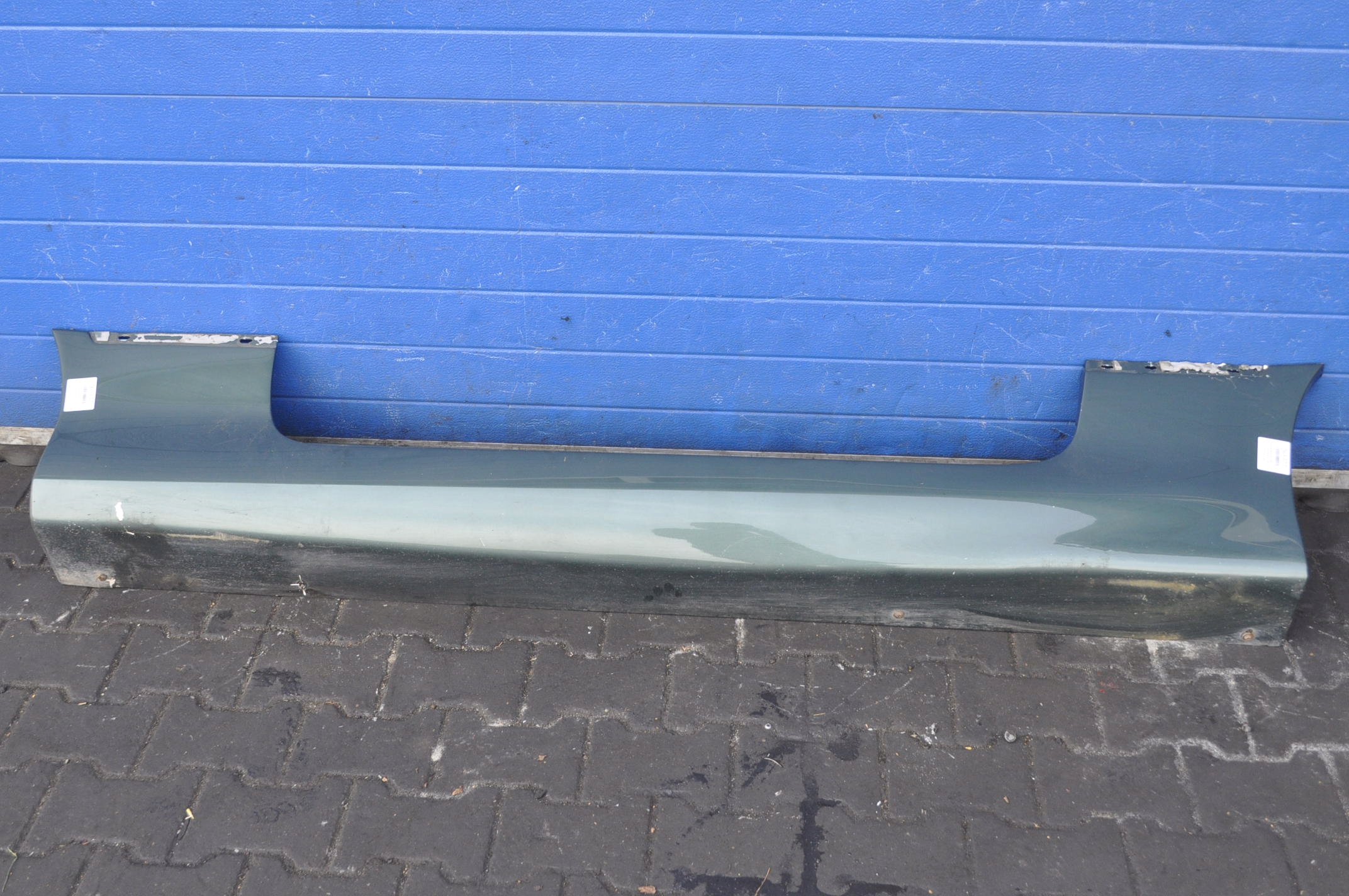 ASTON MARTIN DB7 NAKŁADKA PROGOWA LEWA