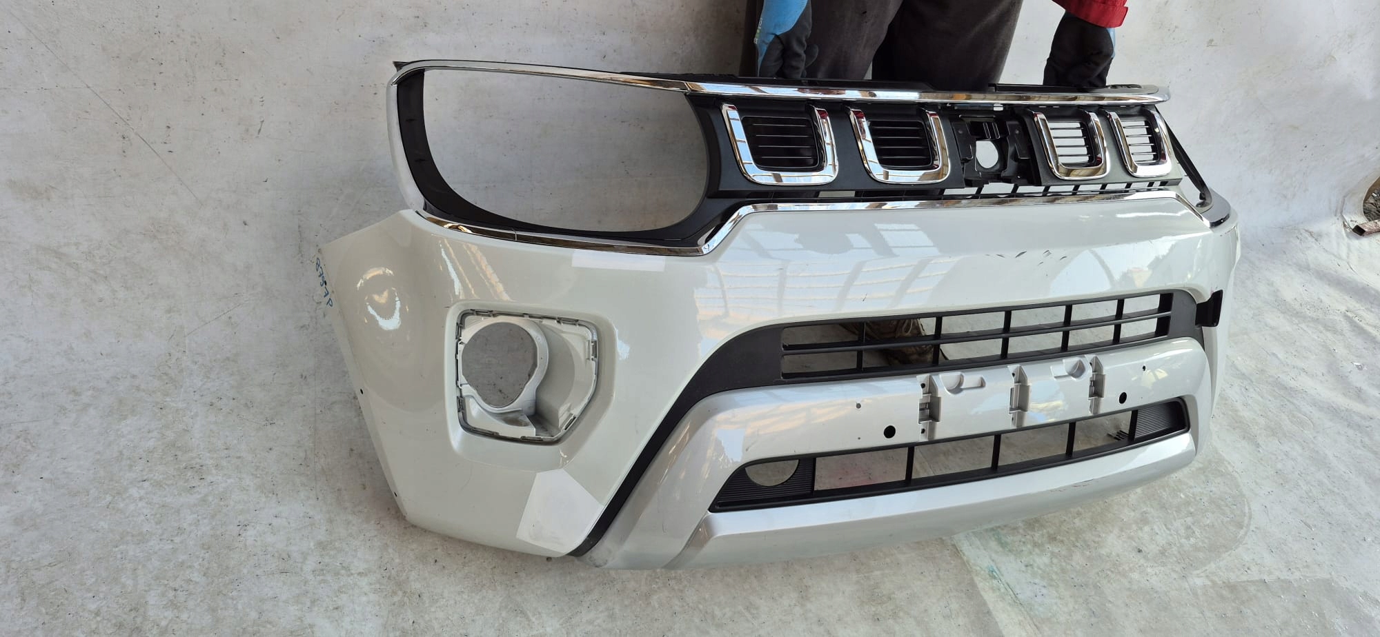 SUZUKI IGNIS III 3 LIFT 20-> bumper front front PDC