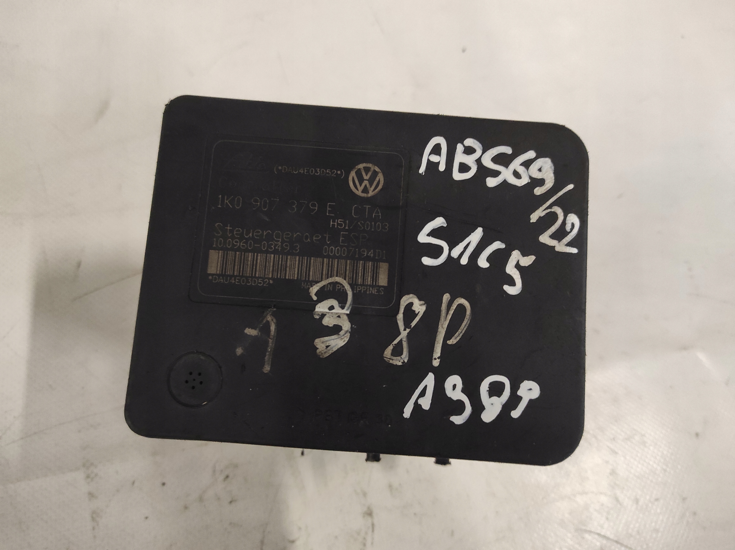 Audi A3 8P OE 1K0907379E Pumpe ABS