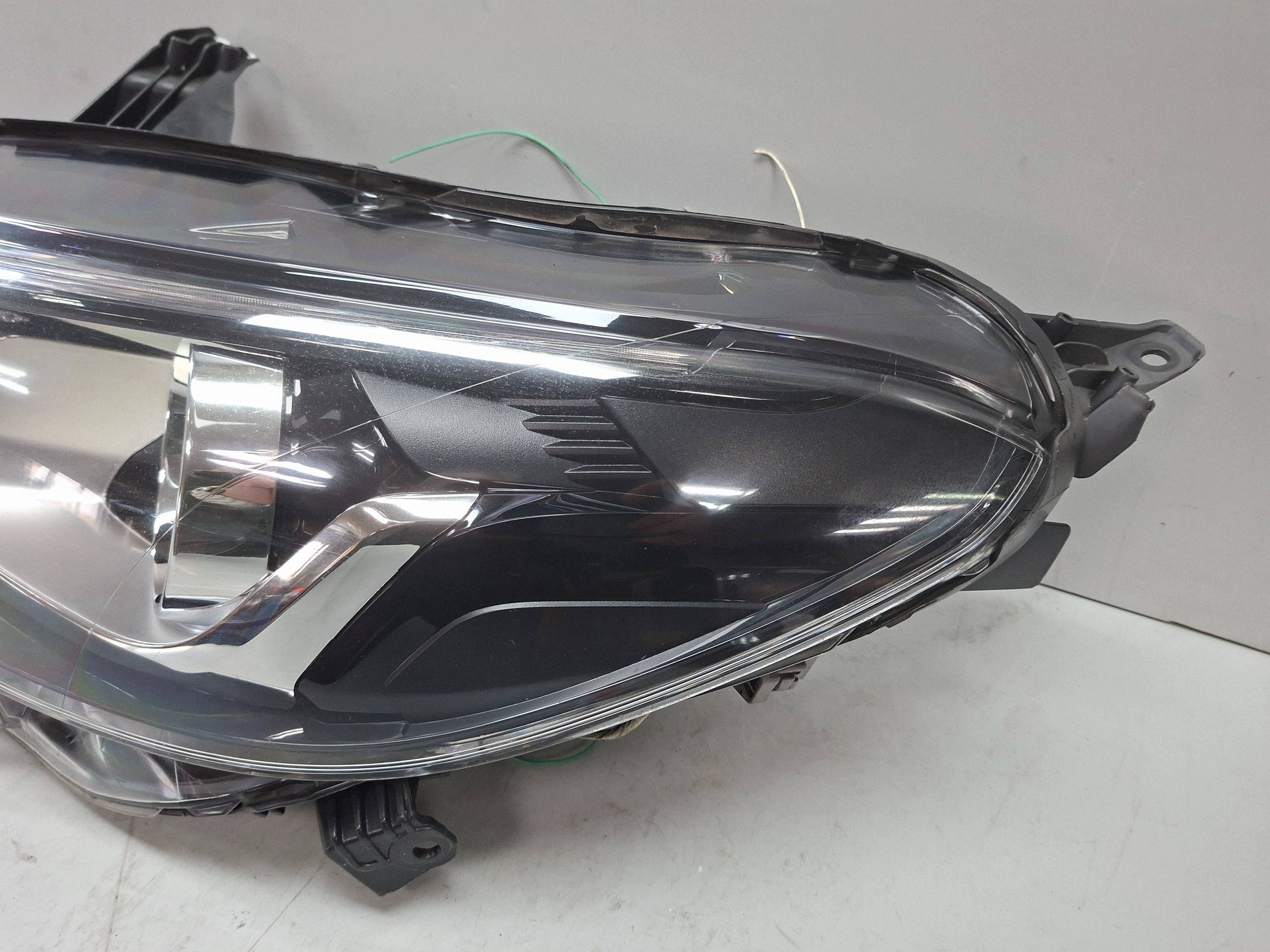 light front left 81150-0H150 PEUGEOT 108 2014