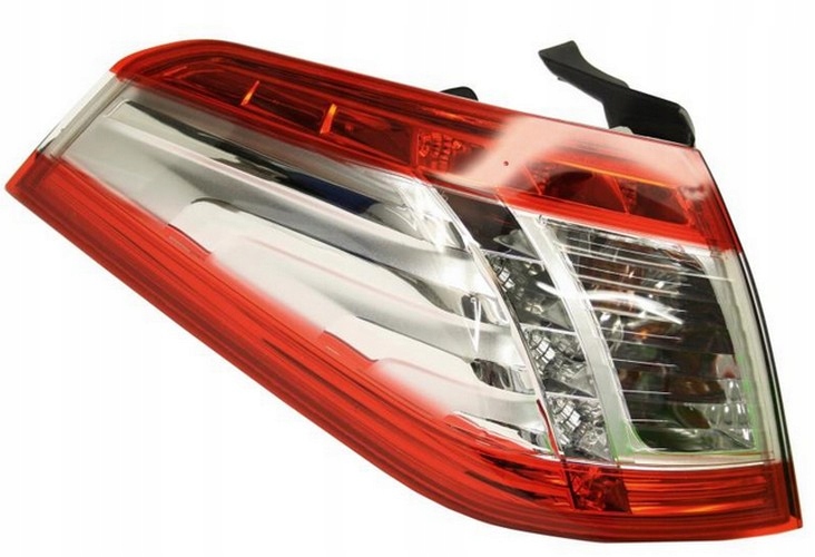 LAMPA TYLNA LEWA PEUGEOT 508 KOMBI 10-14