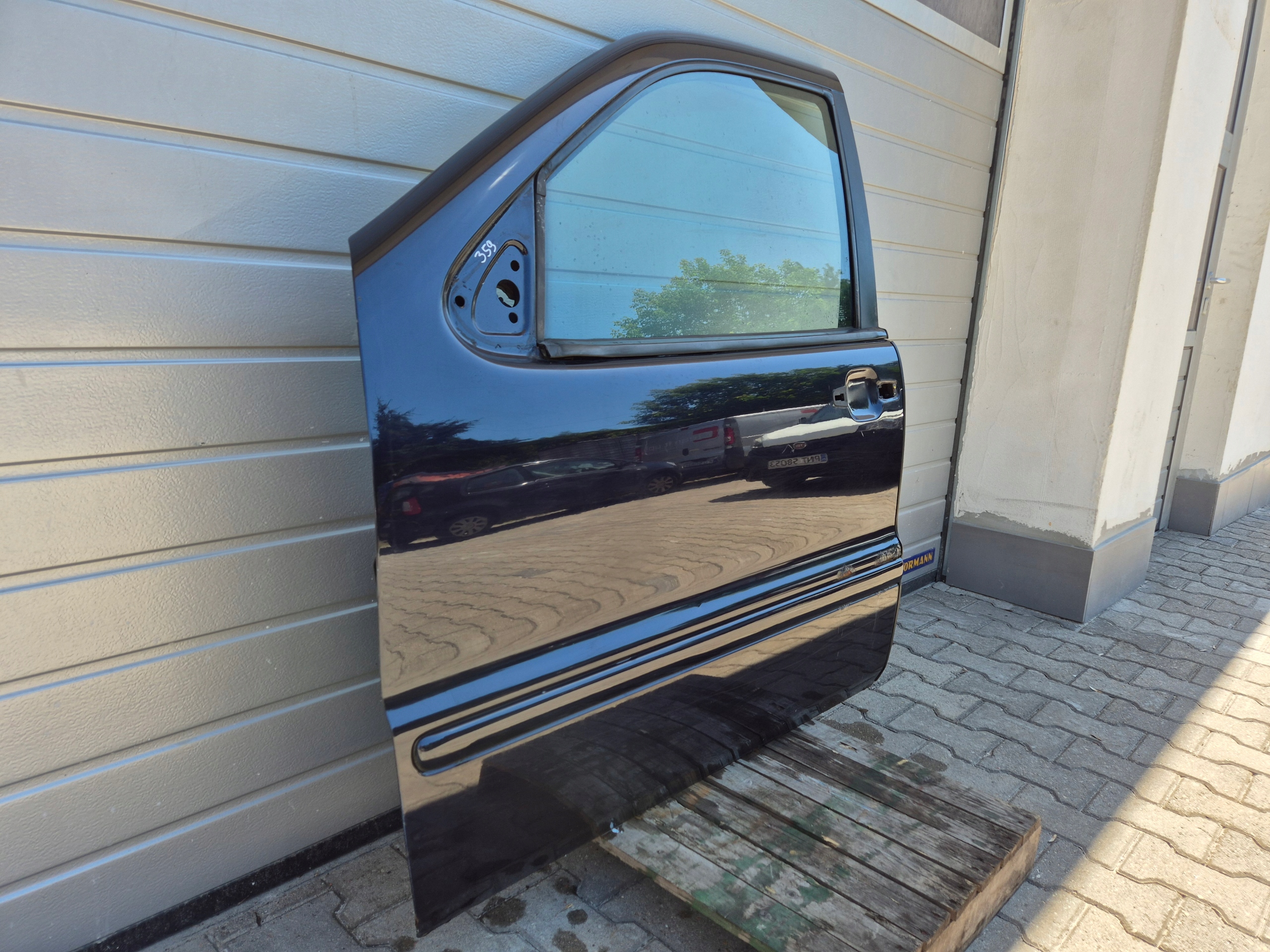 MERCEDES W163 ML lifting DRZWI PRZEDNIE LEWE SZYBA MECHANIZM 359 Numer katalogowy części MERCEDES W163 ML lifting DRZWI PRZEDNIE LEWE SZYBA MECHANIZM 359