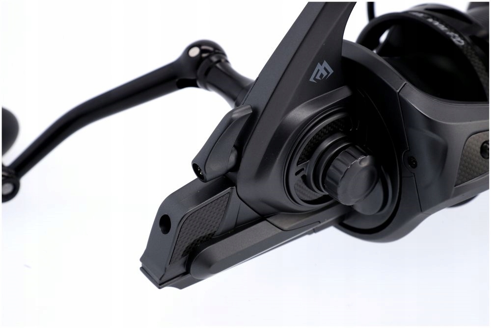 Kołowrotek M-ka LC 8007 FD Mikado Marka Mikado