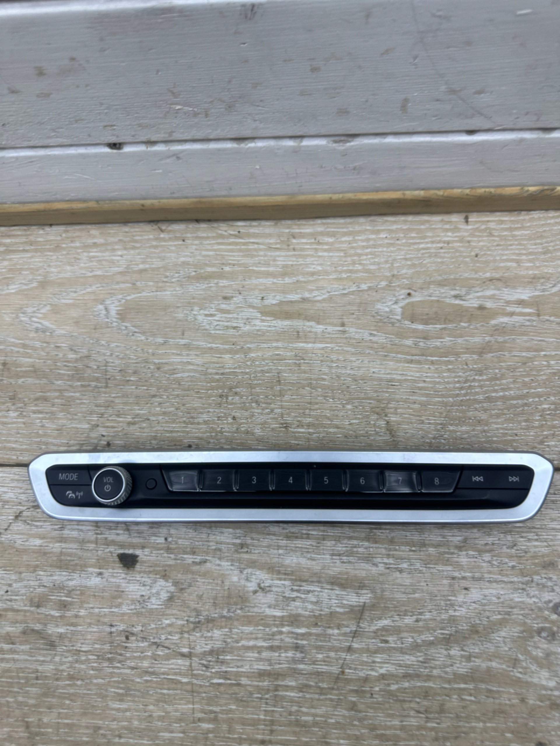 BMW G05 X5 G06 X6 control panel RADIA 7949327
