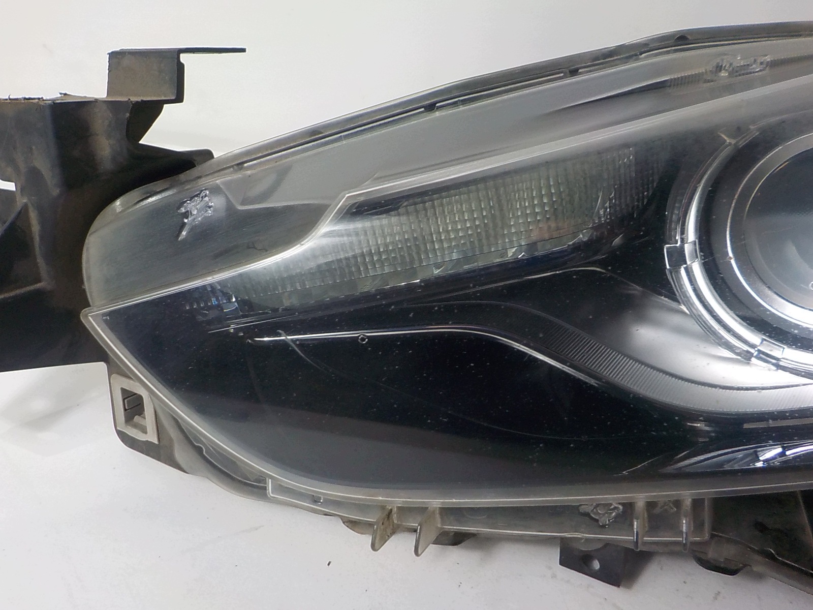 MAZDA 6 III GJ XENON light left front front UK