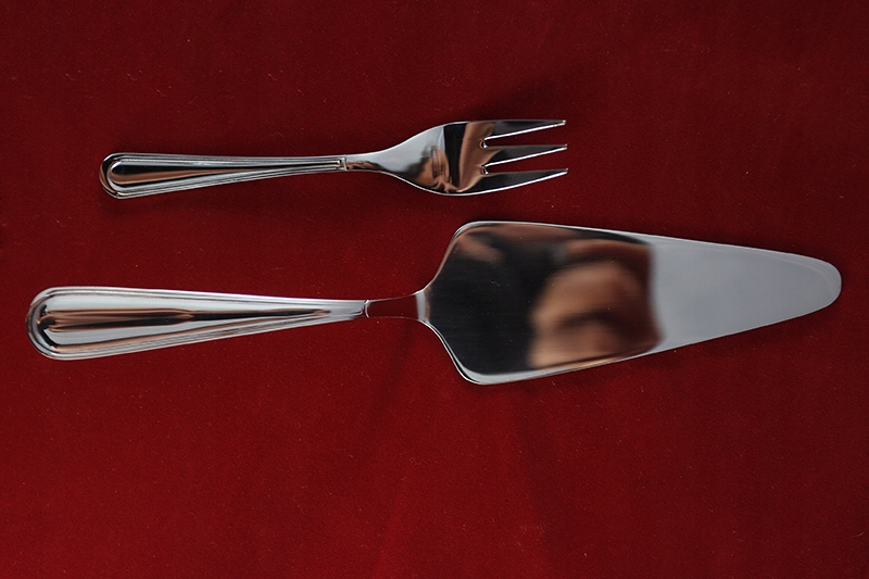 AMBITION SZTUĆCE 7 VERONA KOMPLET CIASTA TORTU ŁOPATKA WIDELCZYKI 6 OSÓB Liczba osób 6