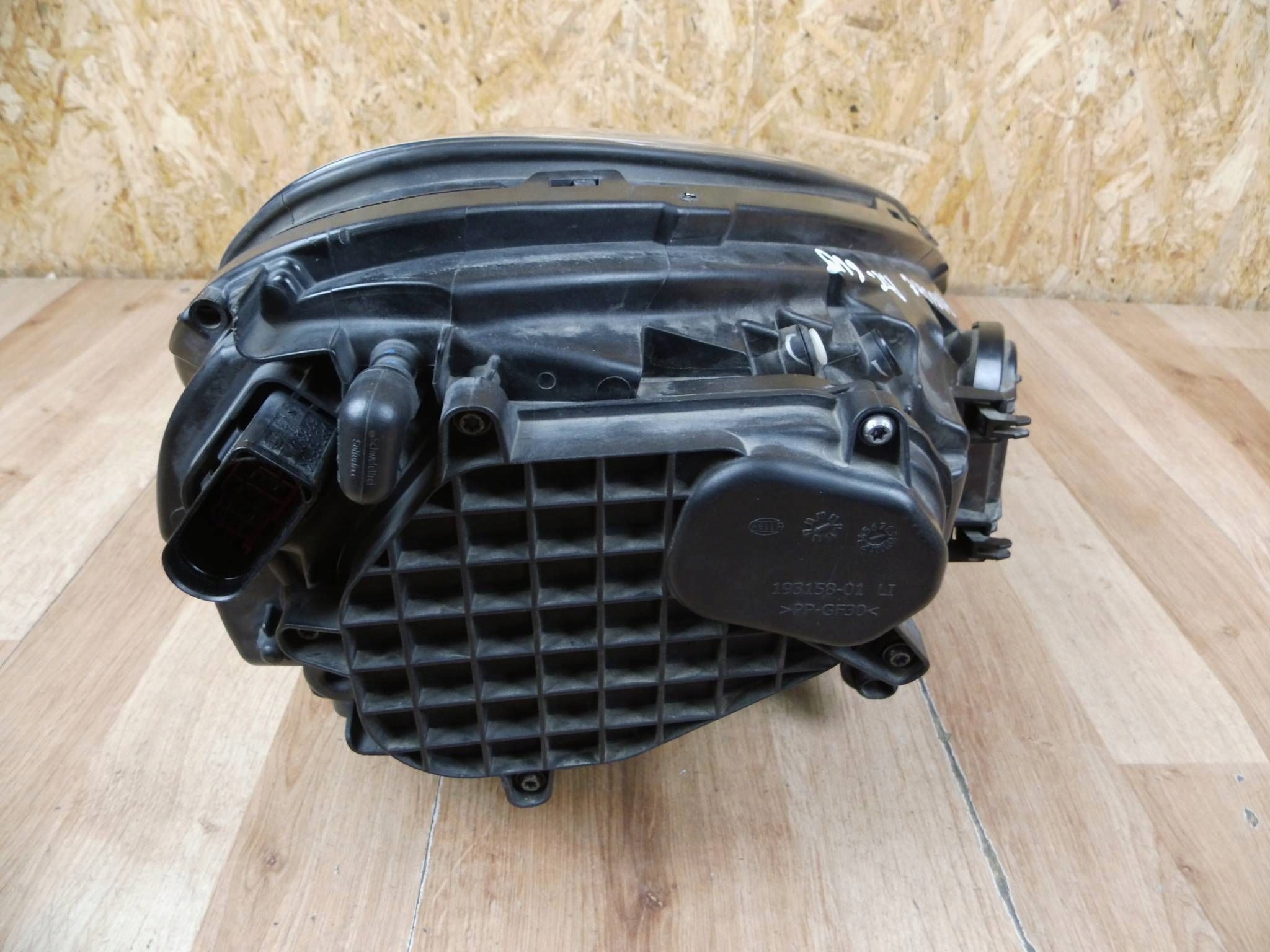 Porsche Cayenne 2014-2017 LIFT light left front front left 7P5941031CS