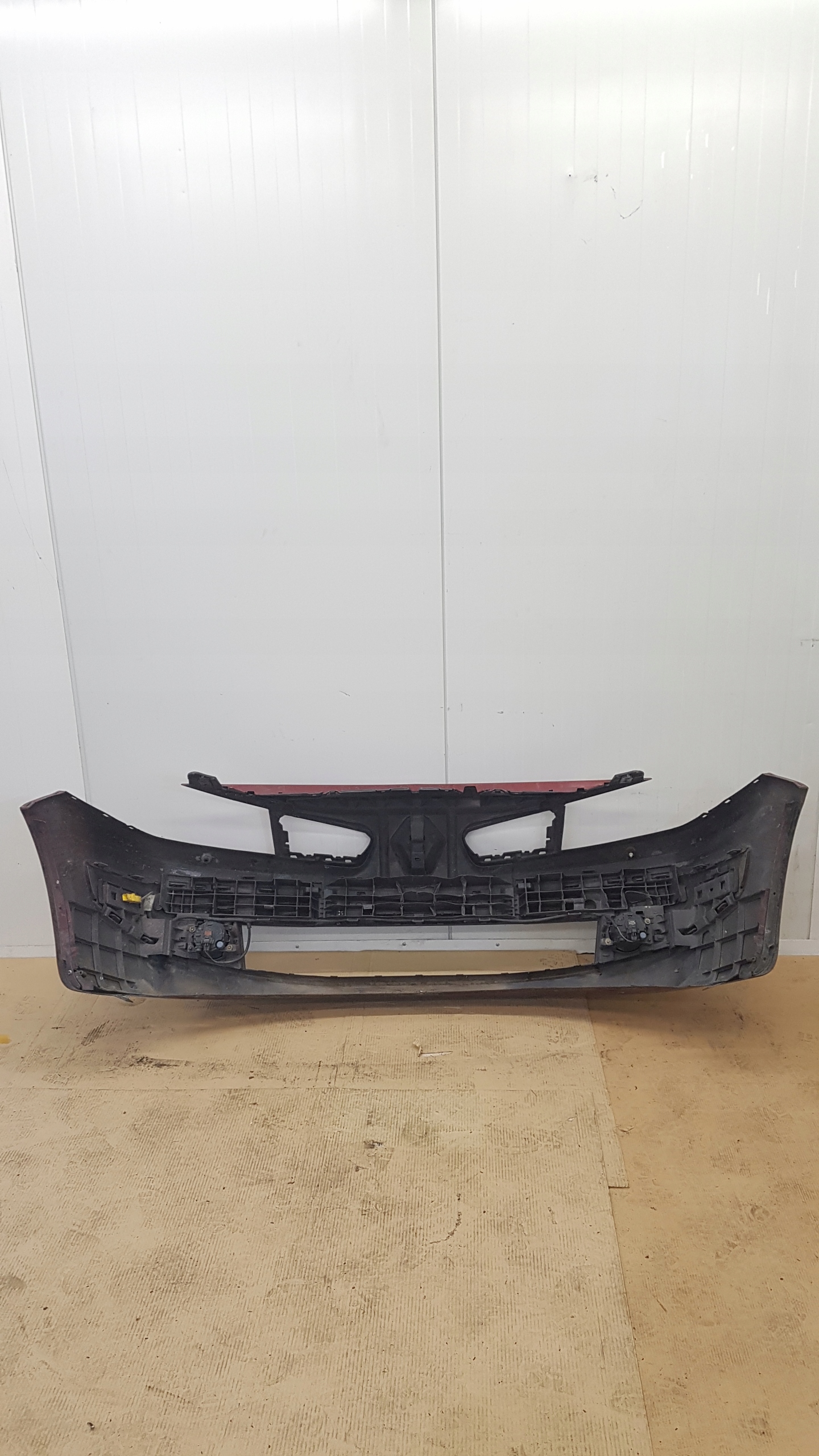 bumper front front RENAULT MEGANE 2 TENNP 8200124784 8200412401