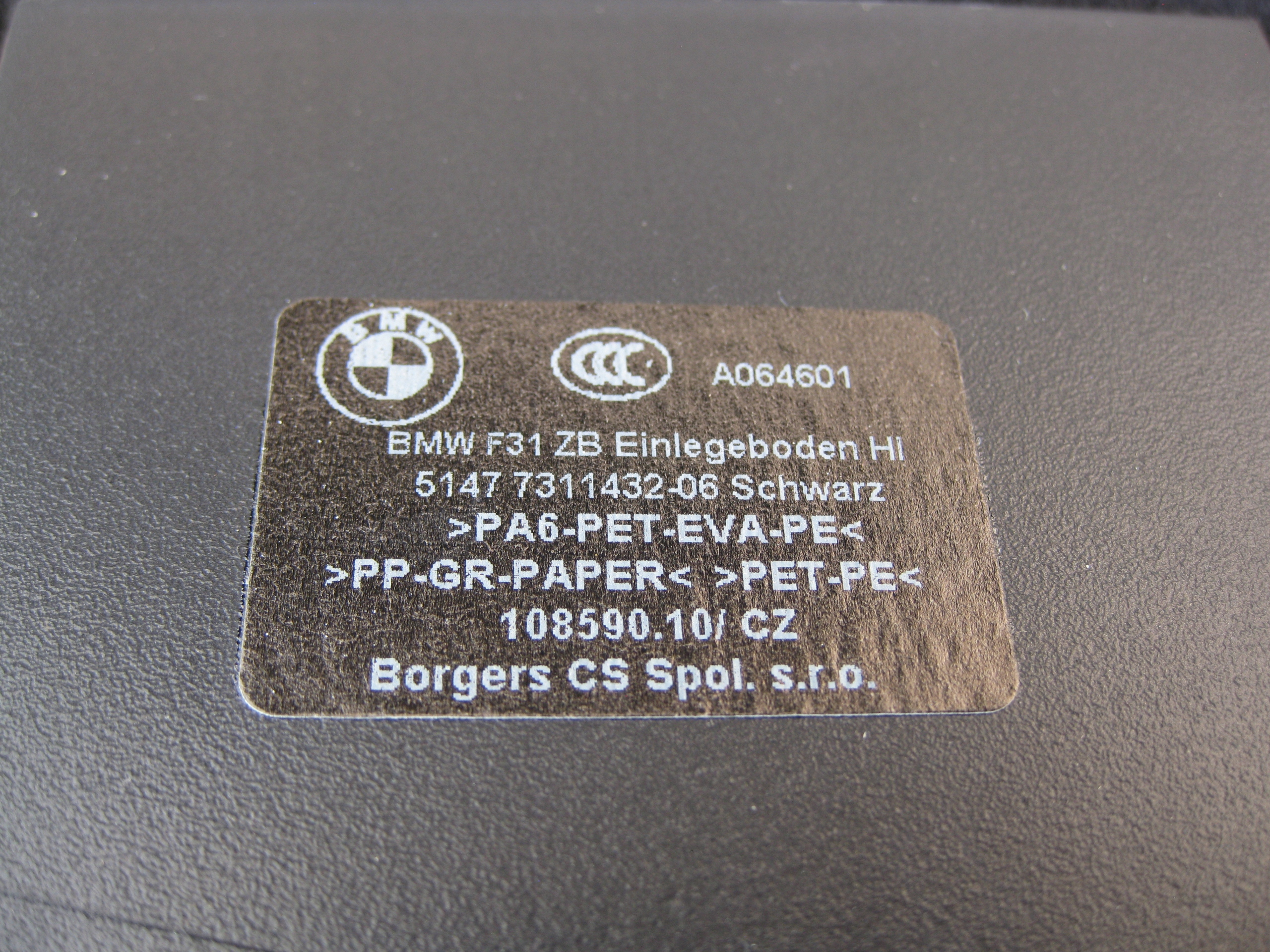 BMW F31 2.0D 14R floor mats boot 7311432
