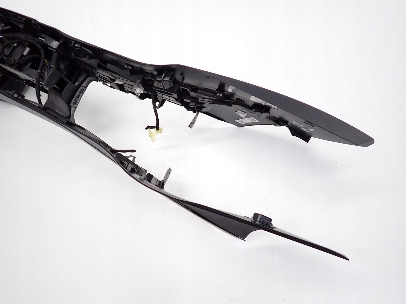 тунель подлокотник европа оригинал H1BB-A046B26-AD FORD PUMA II MK2 24R