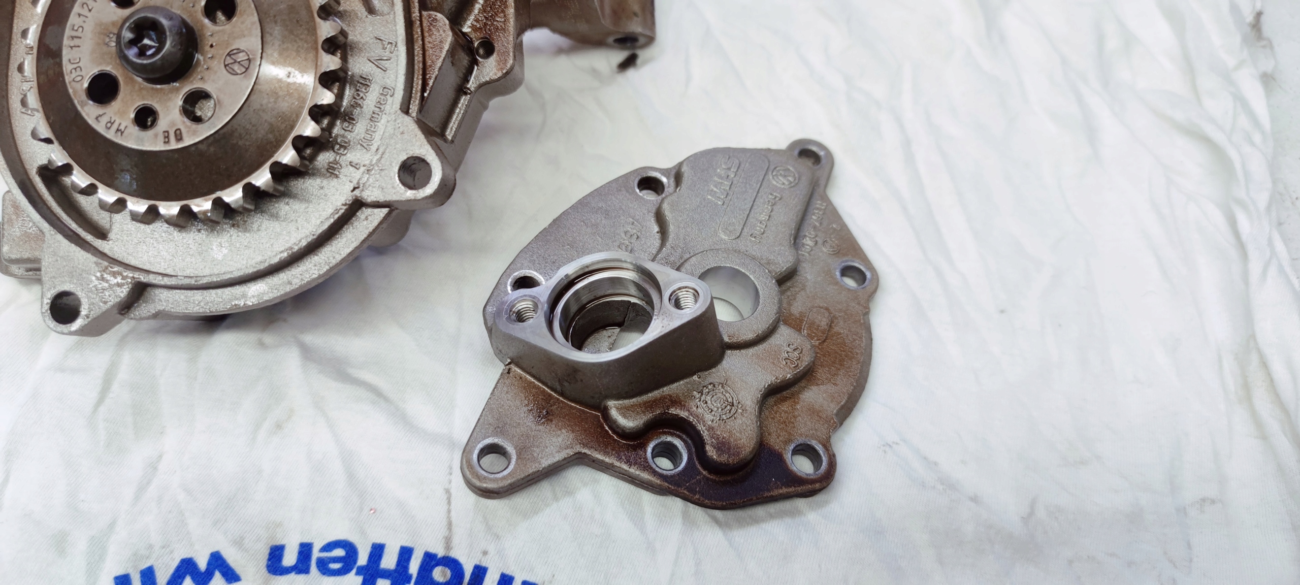 ÖLPUMPE AUDI VW SEAT 1.4 TFSI CAX 03C105Q