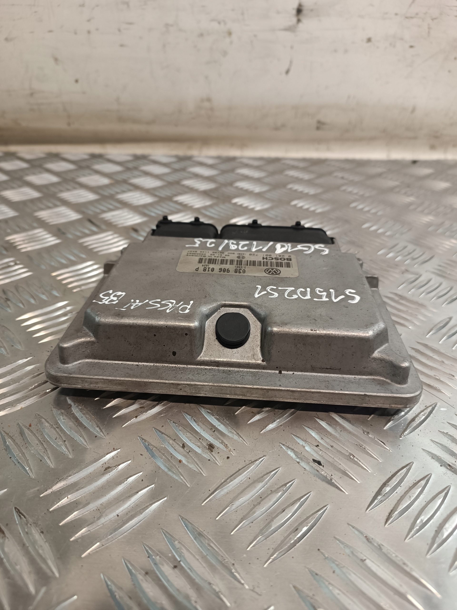 control unit of the engine VOLKSWAGEN VW PASSAT B5 1.9TDI 1999r