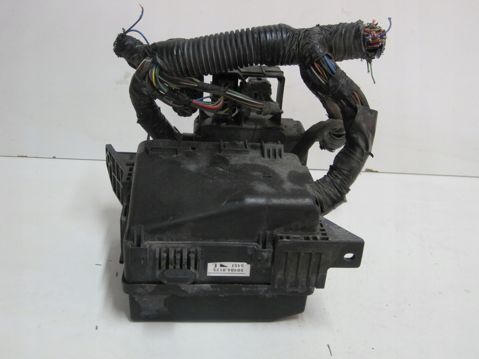 boîte à fusibles MITSUBISHI GRANDIS 07R 50404-0125