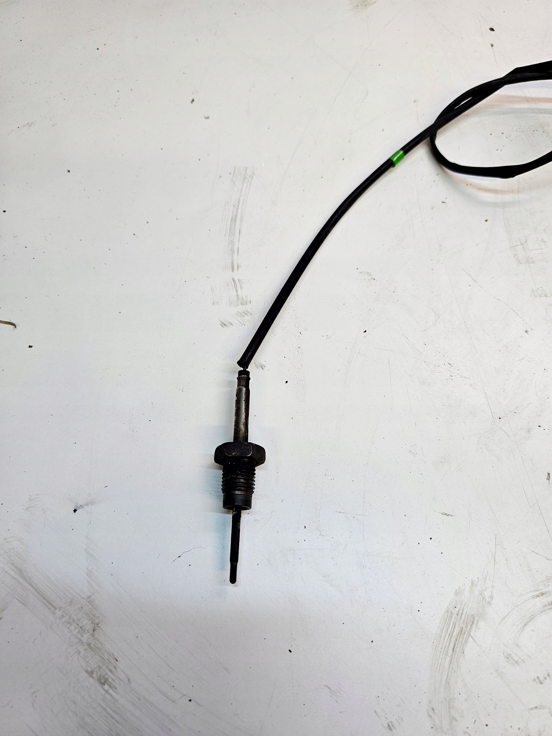 capteur température gaz de AUDI VW 04L906088AD
