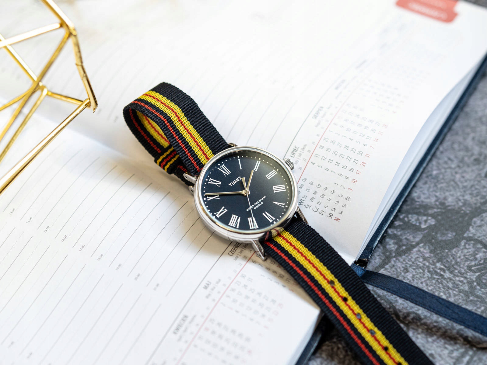 DAMSKI ZEGAREK TIMEX TW2U47300LG NA PASKU INDIGLO Płeć kobieta