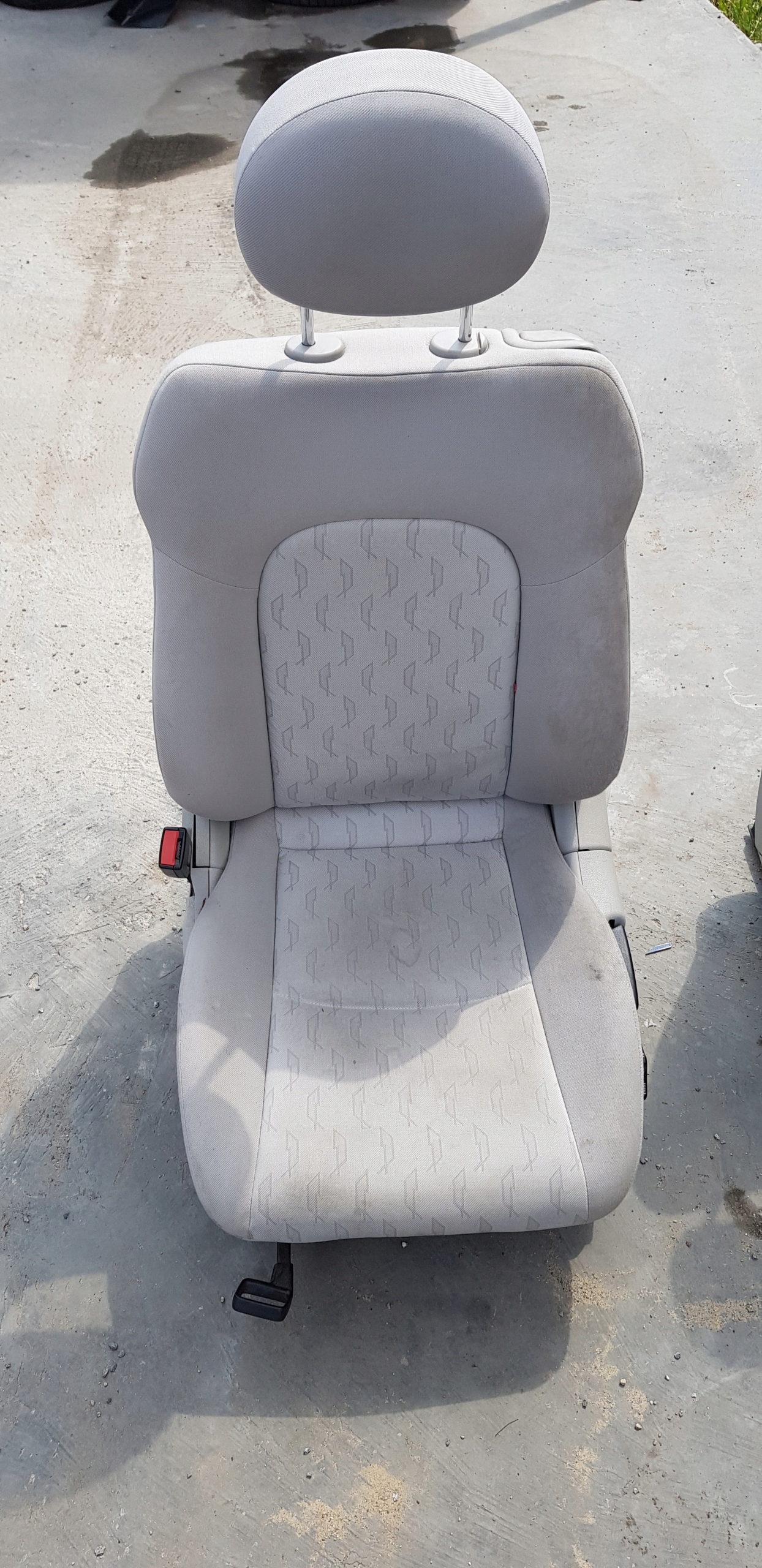 MERCEDES W203 SPORT COUPE FOTEL PRZÓD PRAWY Typ samochodu Samochody osobowe