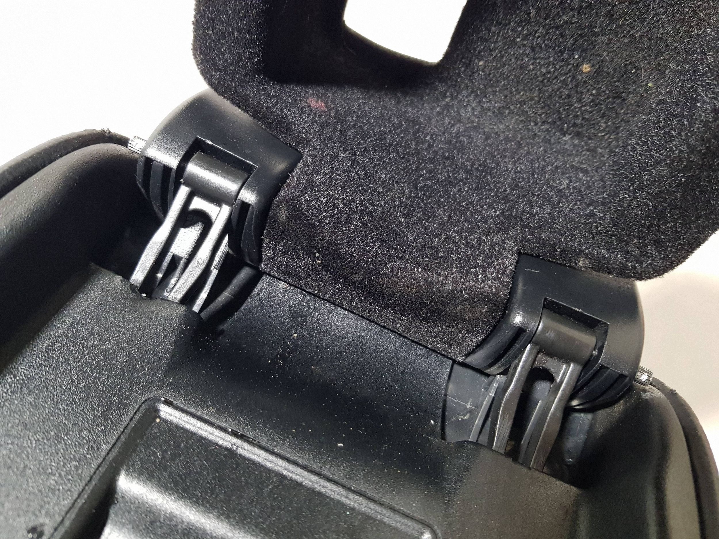 armrest tunelu Mercedes CLK W209