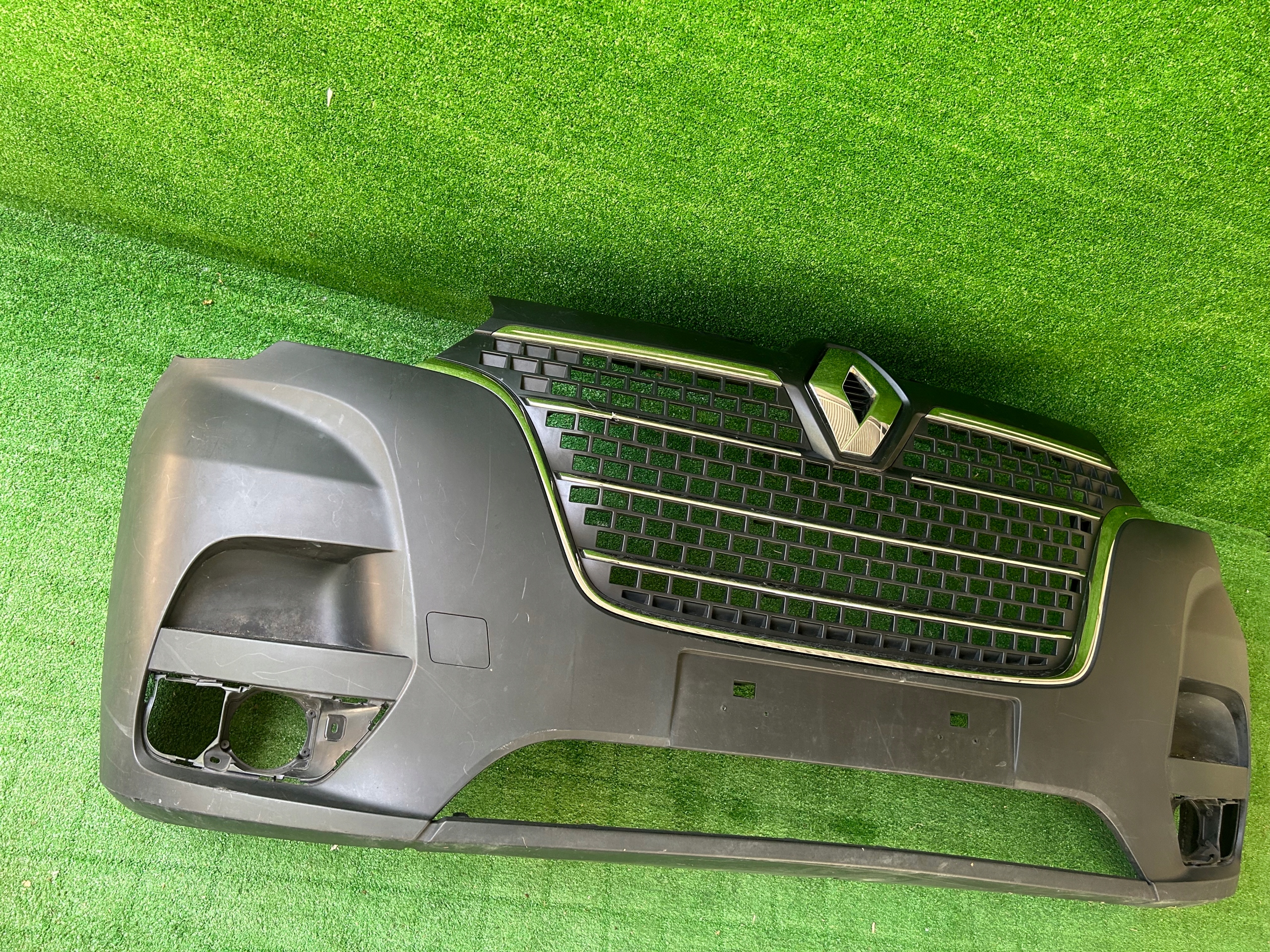 Renault Master IV grill grille bumper front