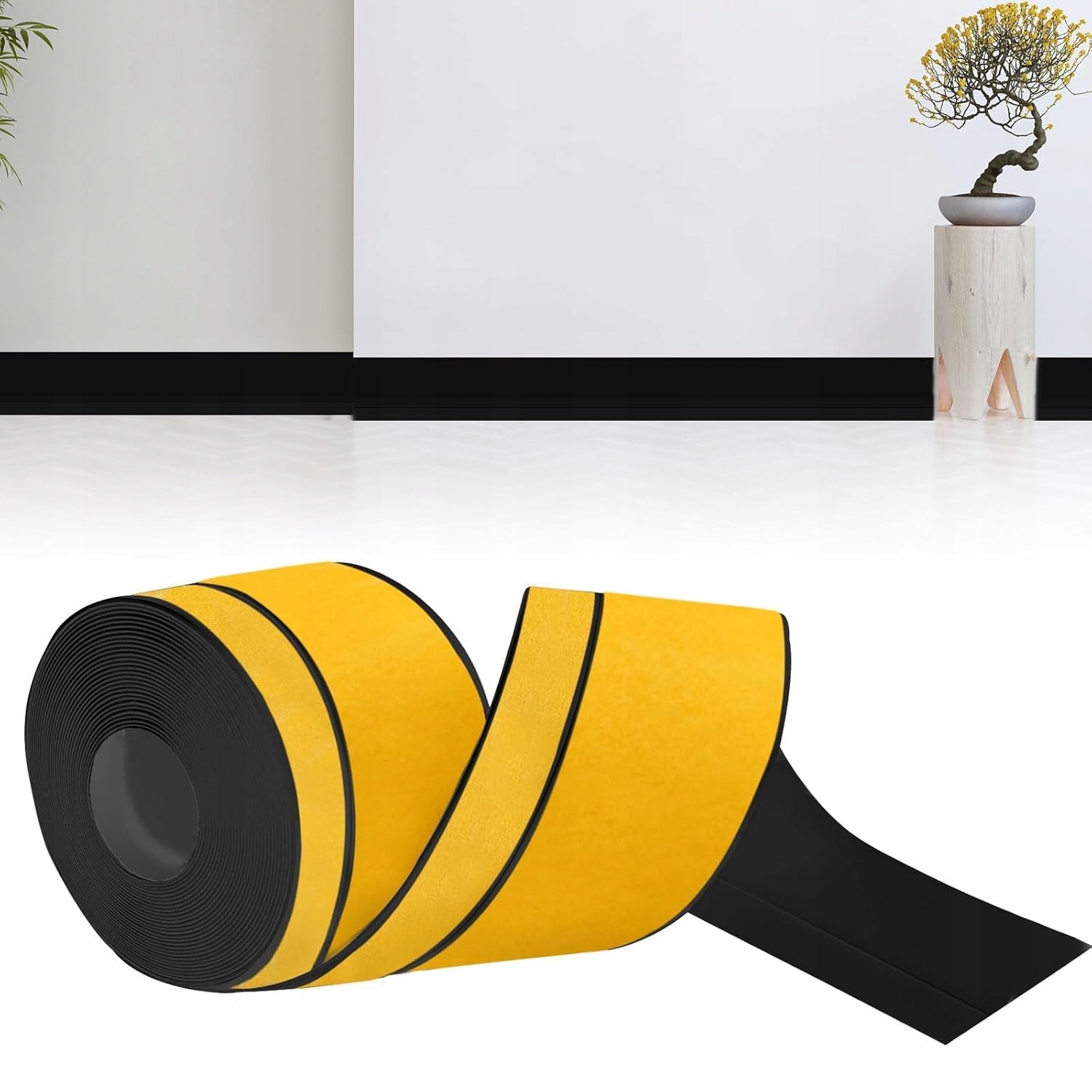 Podlahová lišta Pvc biela 80 mm x 20 mm x 24 m pružná samolepiaca