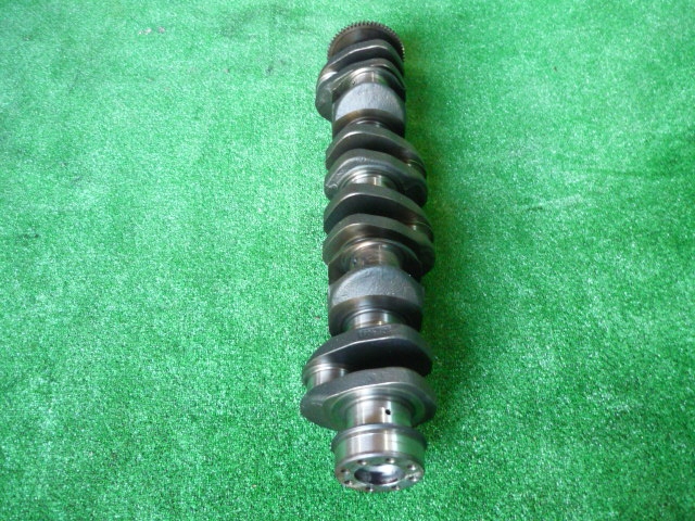 Wał korbowy główny Massey Ferguson Valmet używany Producent części Massey Ferguson