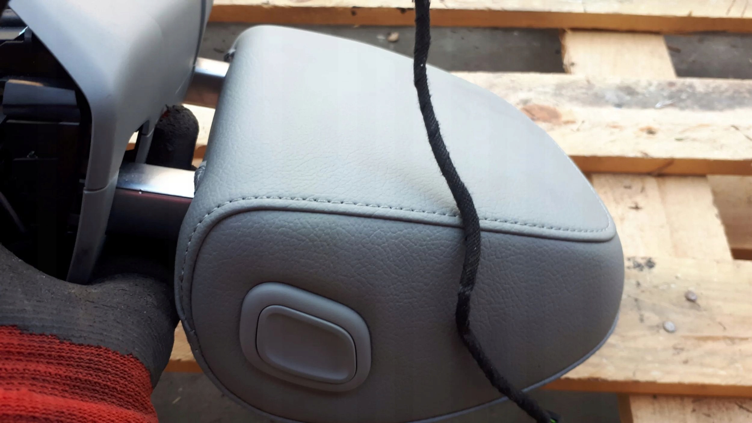 A5 8W rest seat right front electrical COUPE