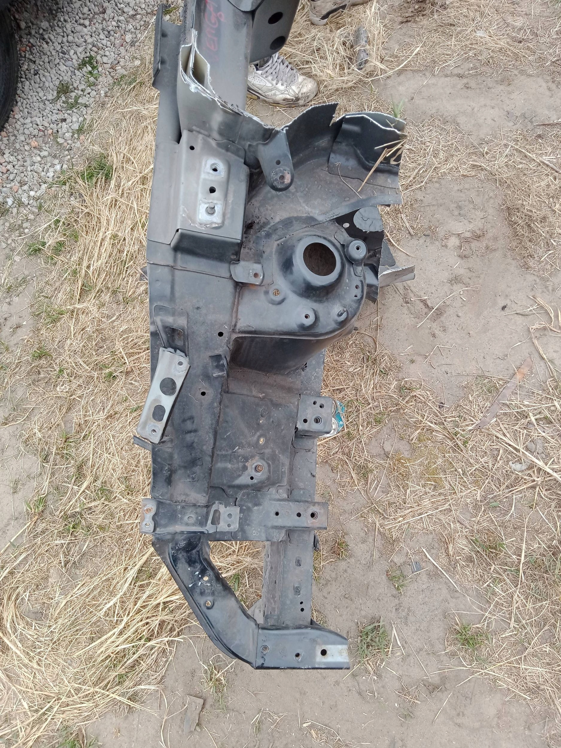 KIA VENGA quarter quarter FARTUCH right front 2009