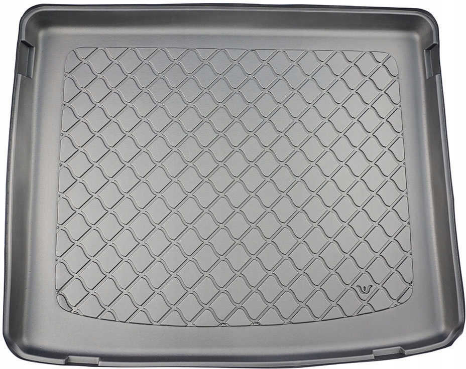 Alfa Romeo Tonale SUV 2022-вставка багажника