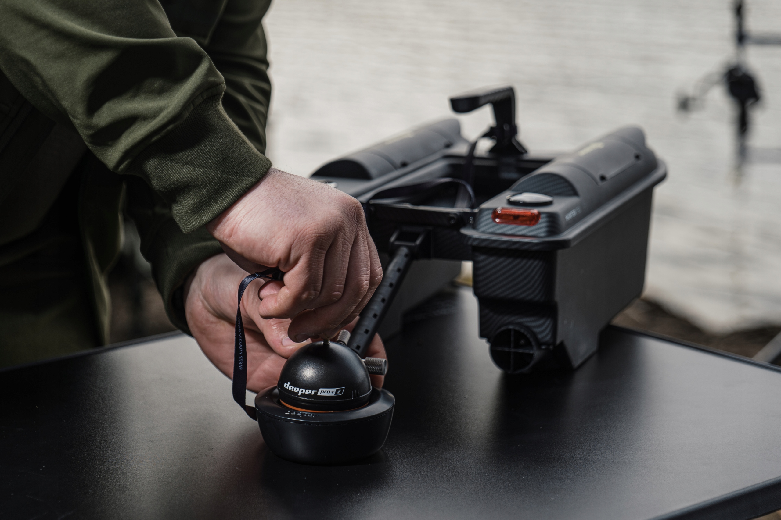 UCHWYT na Echosondę DEEPER do Łódka Łódź Zanętowa EAN (GTIN) 4779032950794