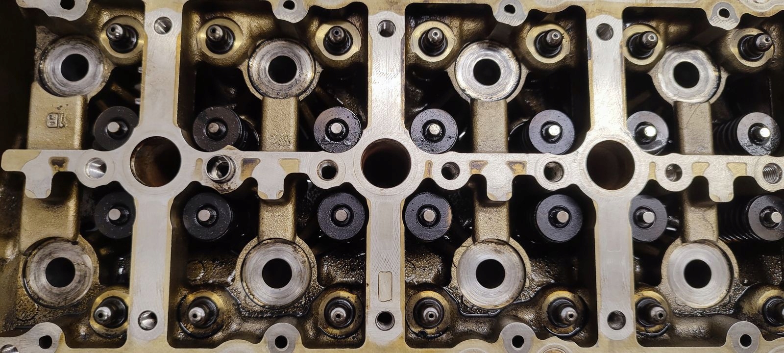 head. of the engine BMW E90 E91 2,0D N47