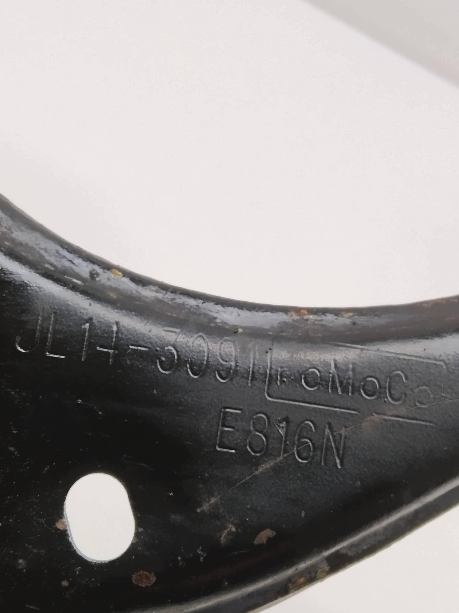 arm left front JL143091 Lincoln Navigator IV (2017-2024)