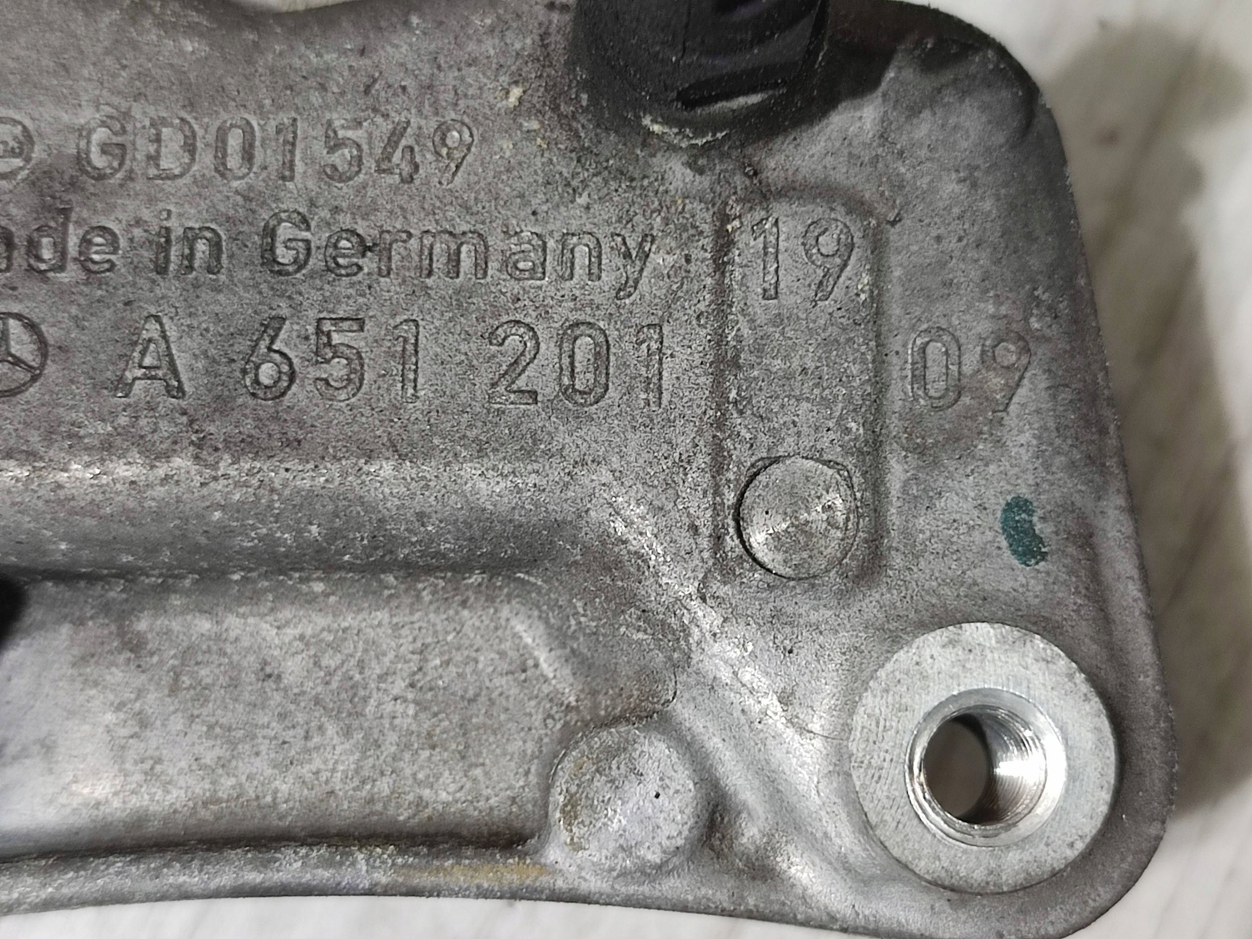 Mercedes-Benz GLK (X204) 2013 Halter alternatora