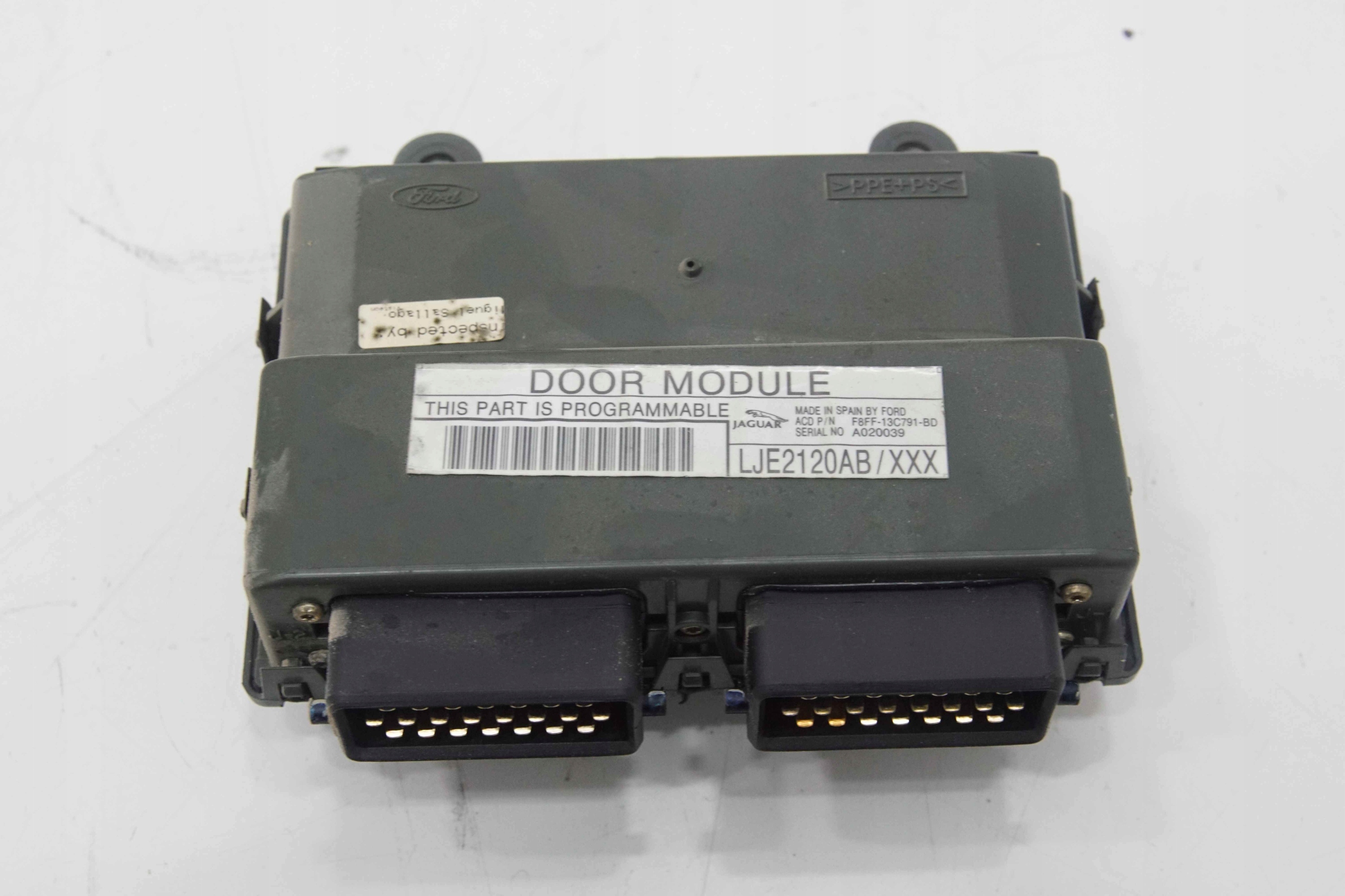 МОДУЛЬ КОНТРОЛЛЕРА ДВЕРИ JAGUAR XKR XK8 LJA2120AB EU