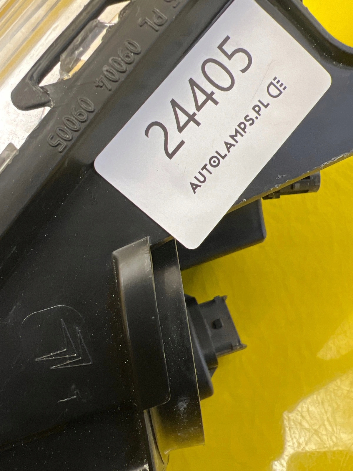 Citroen C3 DS3 II 2 light right EU 9673814330-02 Zwykla