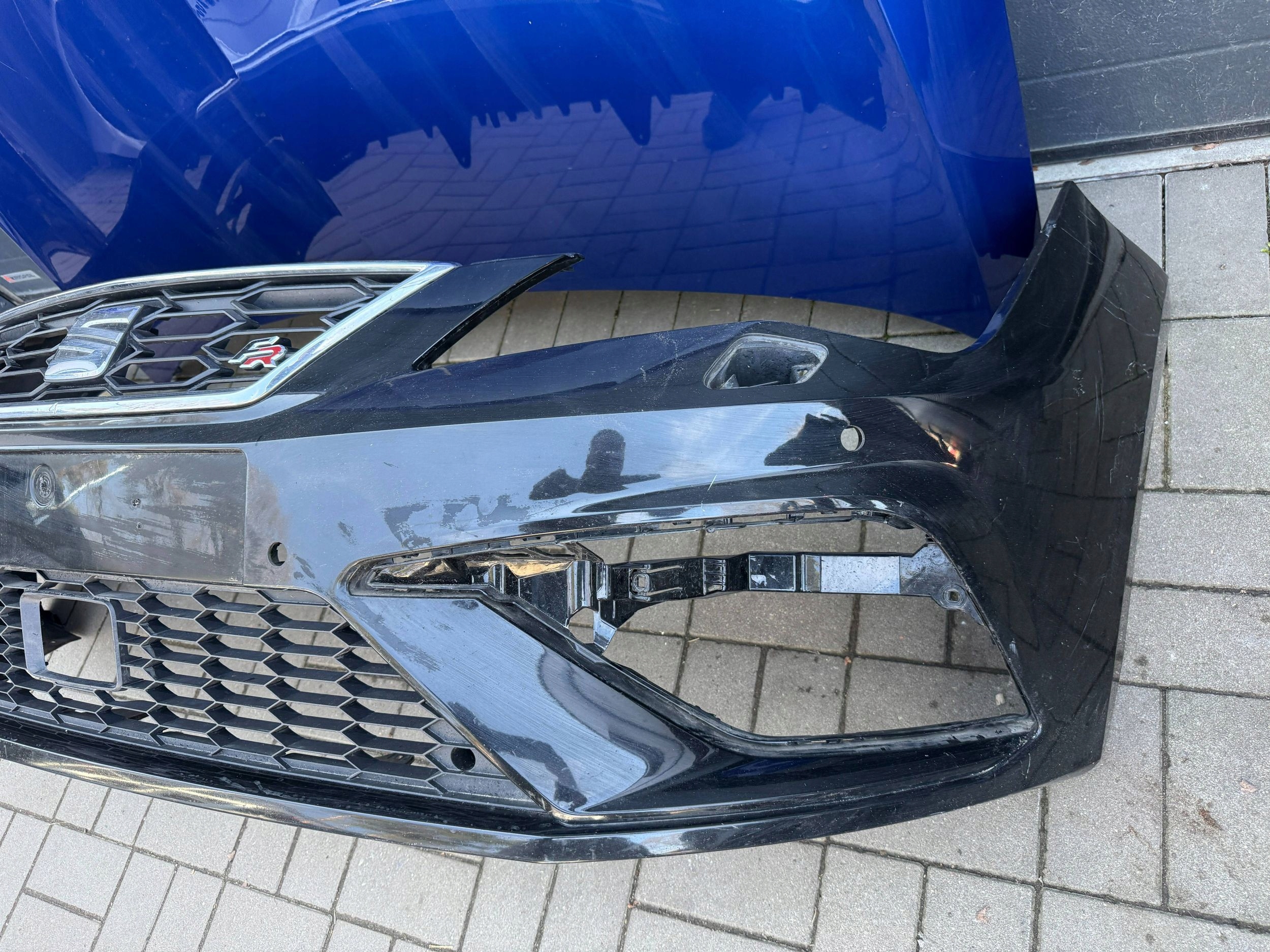 Seat Leon 3 III FR 17- Lift bumper front front bonnet
