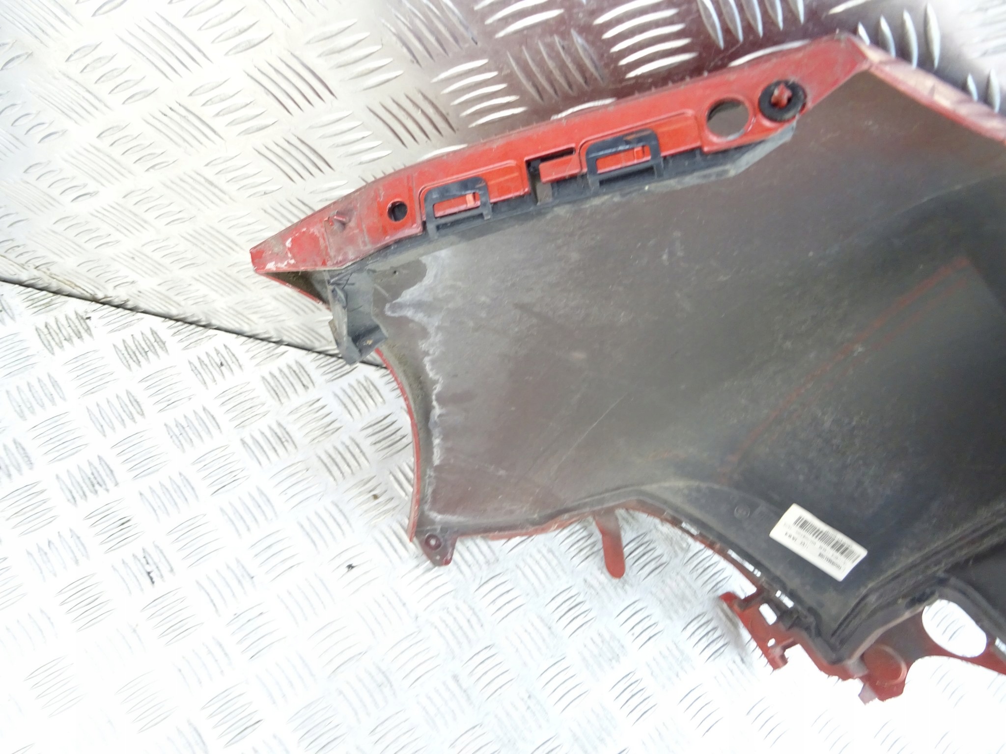 PEUGEOT 2008 bumper rear part corner right rear part KHK