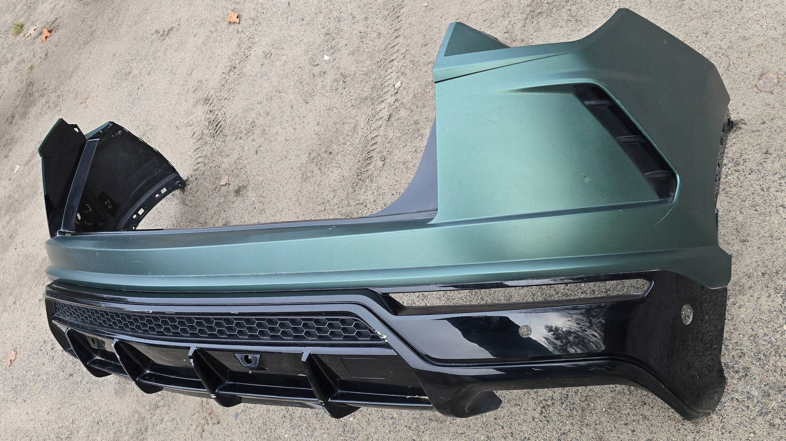 Lamborghini Urus heck Stoßstange hinten